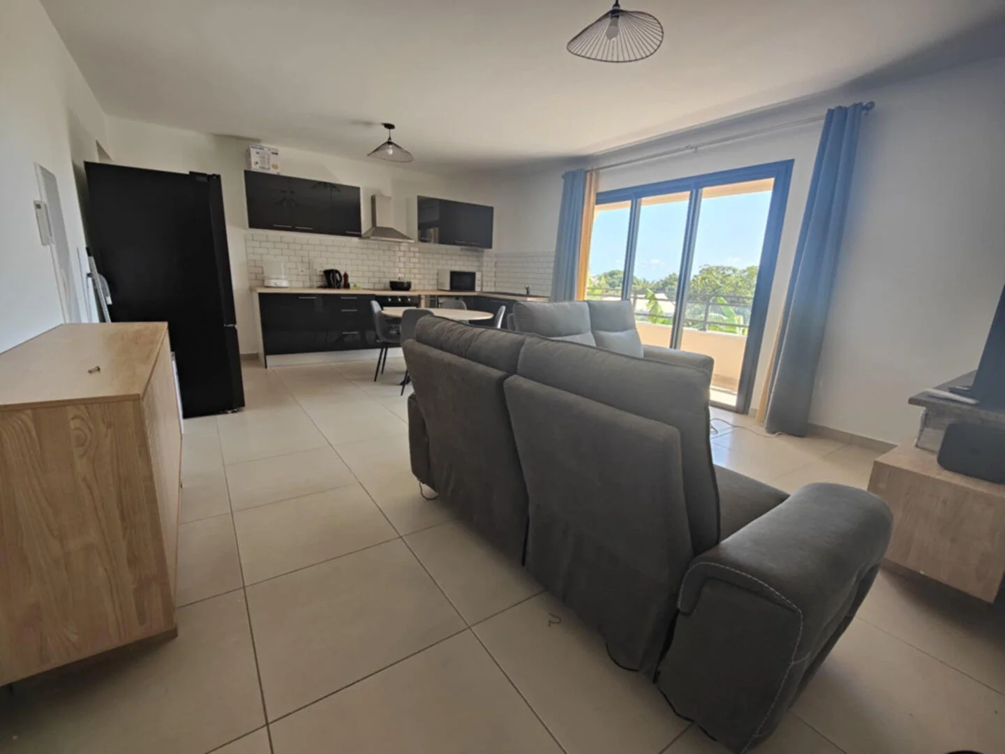 Photo 5 - Appartement à vendre - Ancien 275 600 € 4 pièces 3 chambres 80.5 m² Sainte-Marie 97438