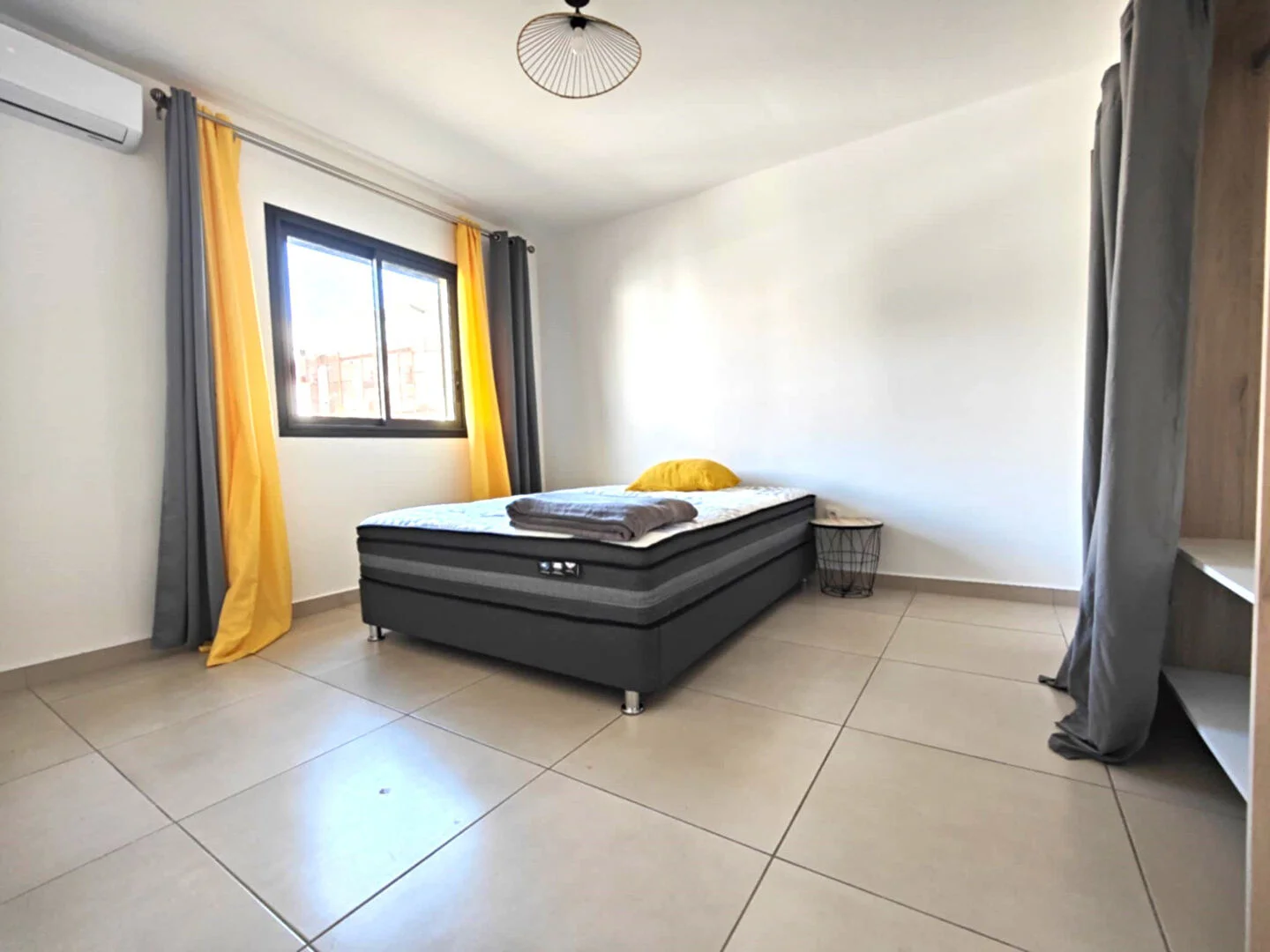 Photo 2 - Appartement à vendre - Ancien 275 600 € 4 pièces 3 chambres 80.5 m² Sainte-Marie 97438