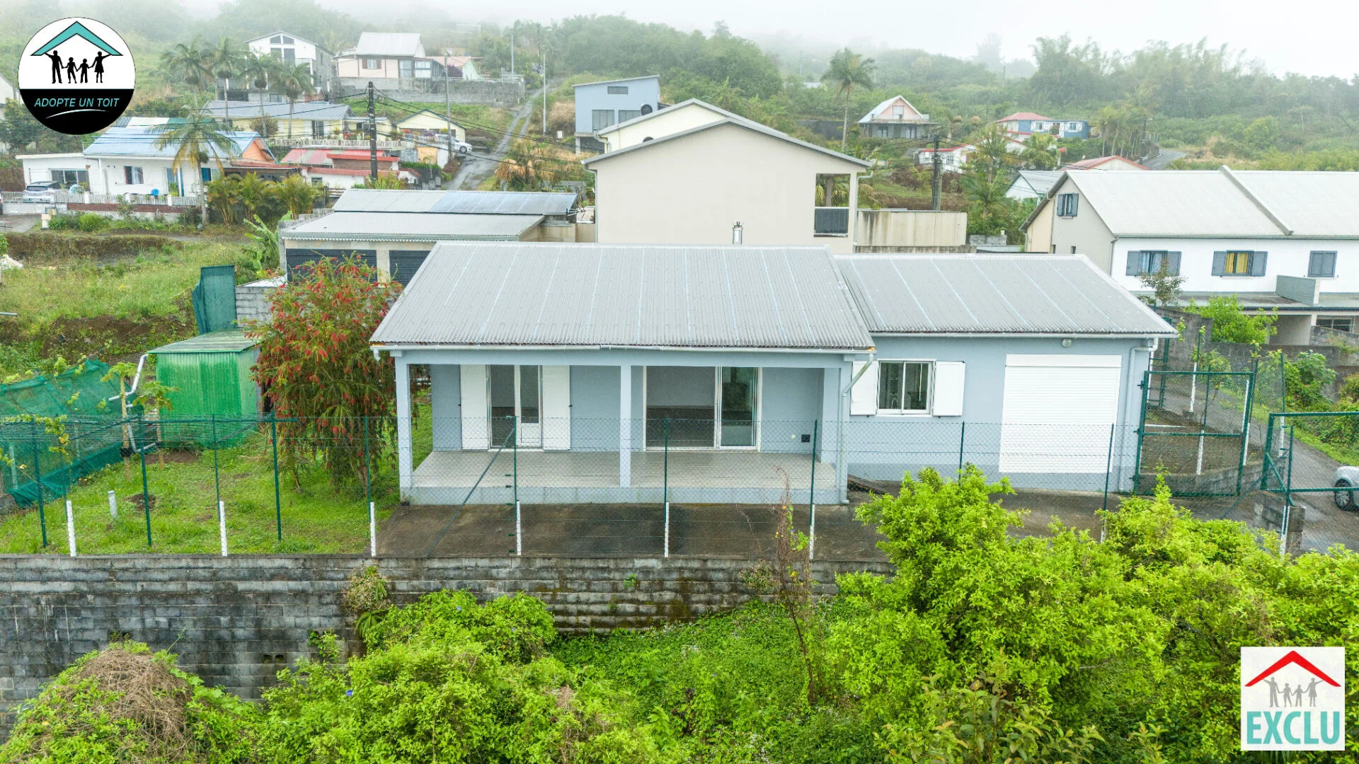 Photo 1 - Maison à vendre - Ancien 270 800 € 5 pièces 3 chambres 88 m² Saint-Joseph 97480