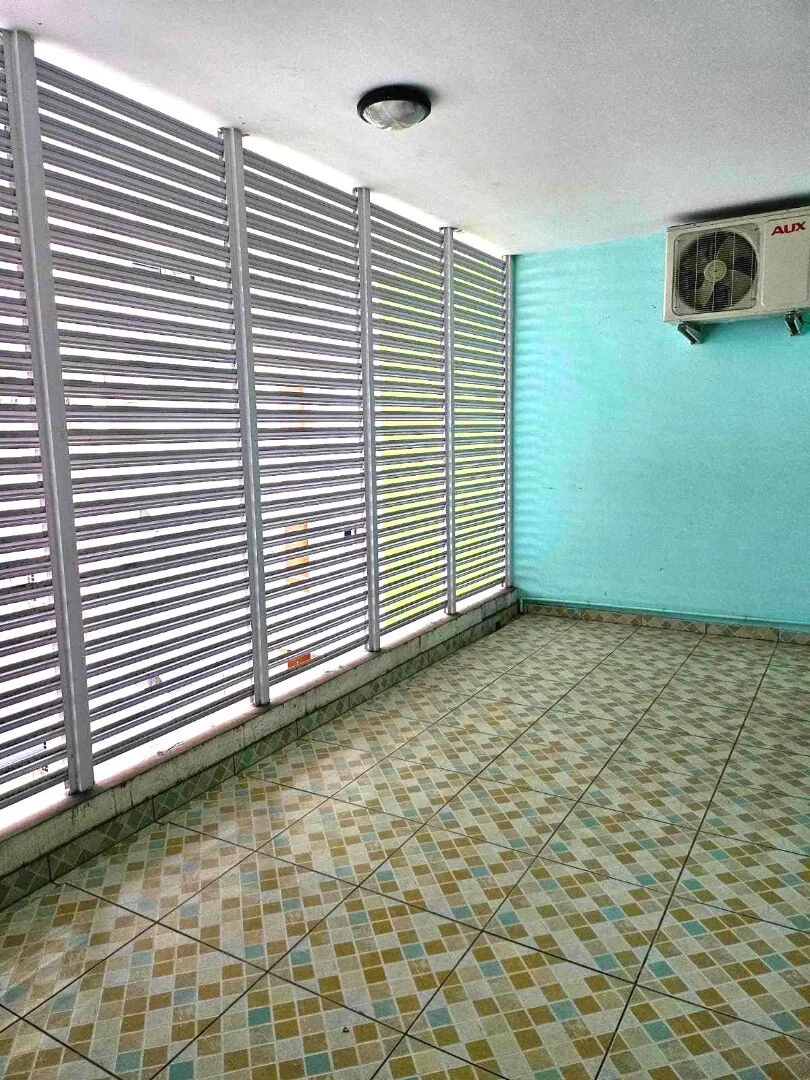 Photo 3 - Appartement à vendre - Ancien 137 500 € 3 pièces 2 chambres 51 m² Saint-Denis 97400