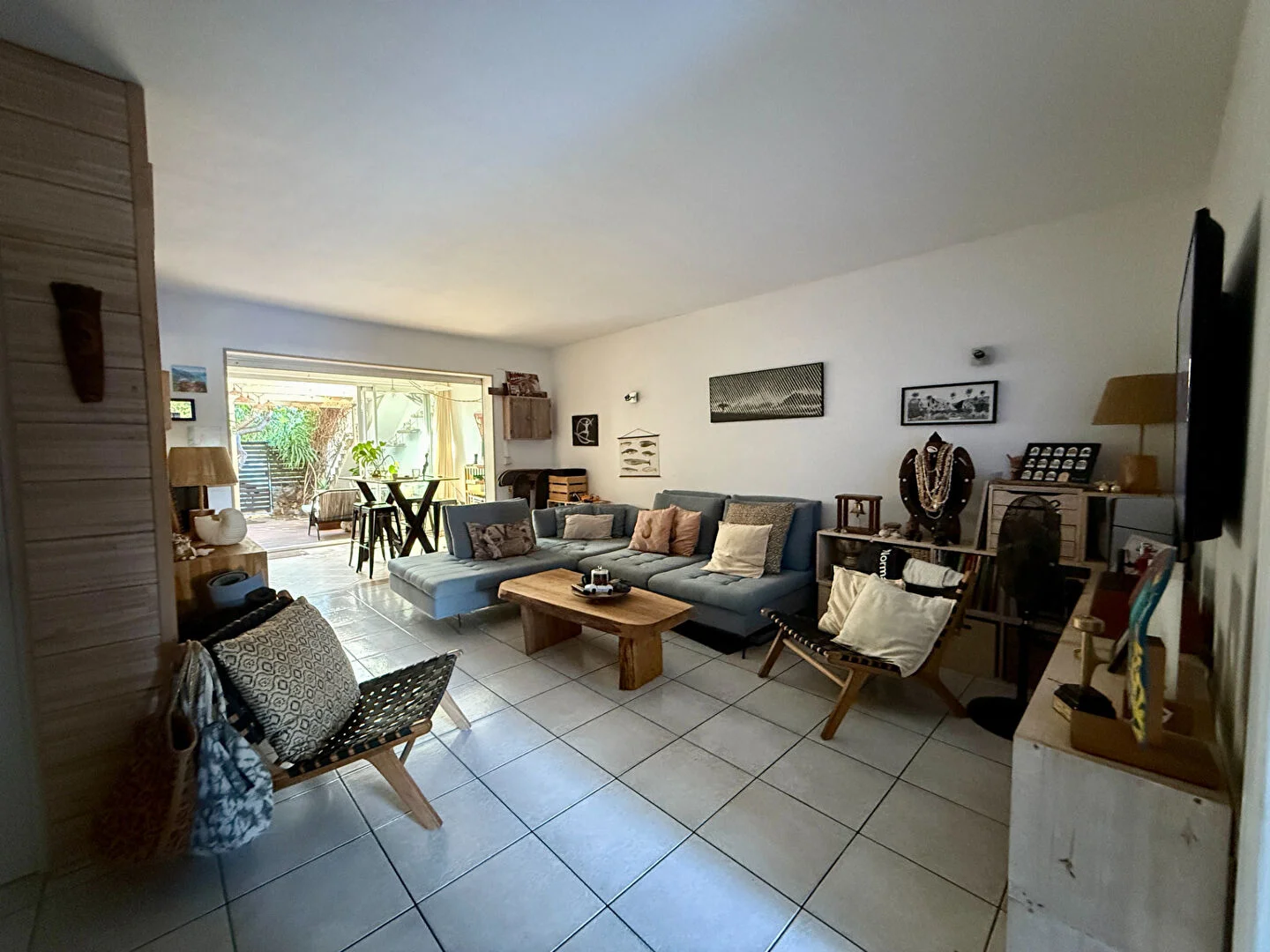 Photo 3 - Appartement à vendre - Ancien 420 000 € 3 pièces 2 chambres 71 m² Saint Gilles Les Bains 97434