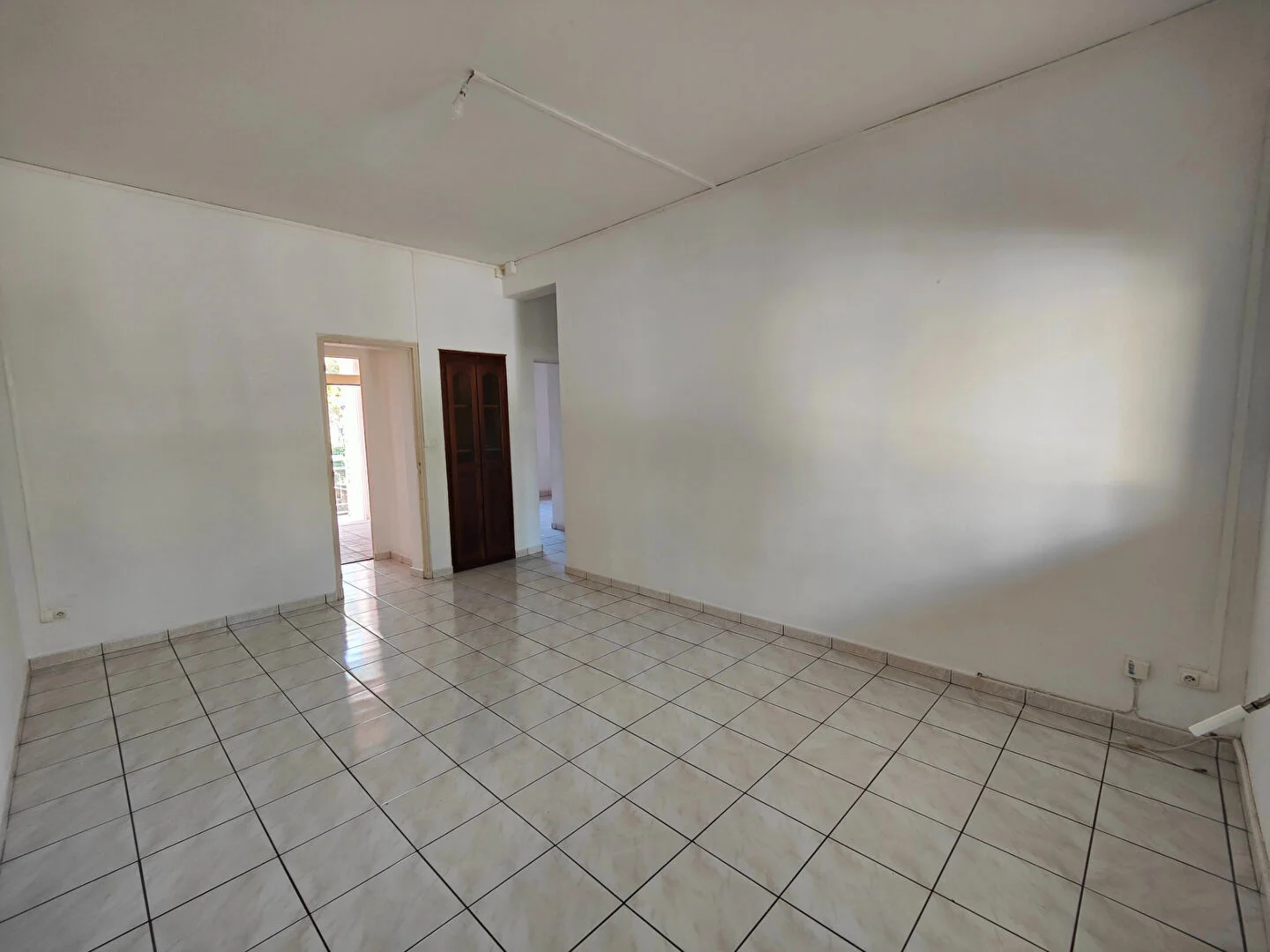 Photo 4 - Appartement à vendre - Ancien 178 200 € 3 pièces 2 chambres 60 m² Saint-Denis 97400