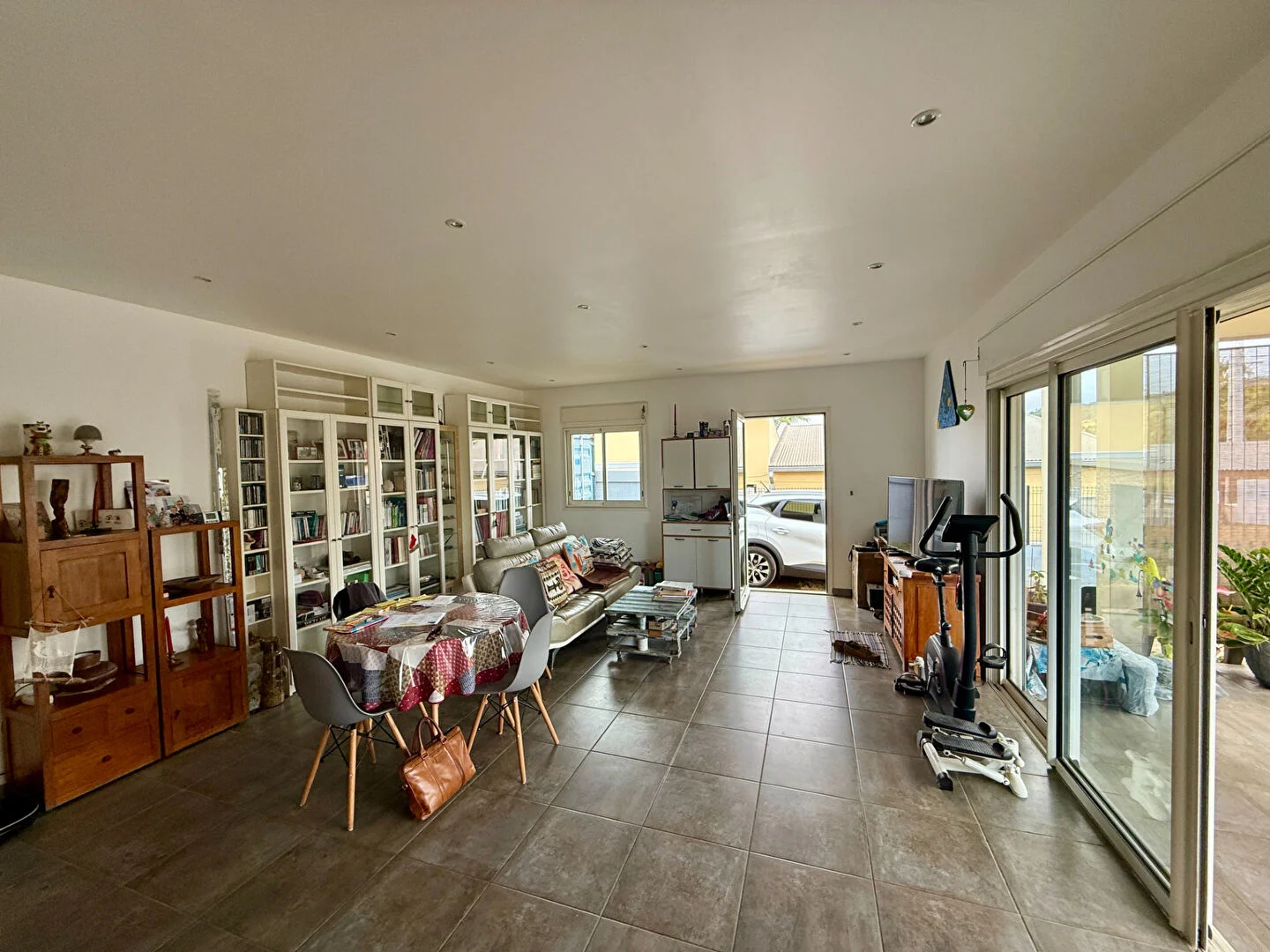 Photo 2 - Maison à vendre - Ancien 385 000 € 4 pièces 2 chambres 95 m² Saint-Paul 97460