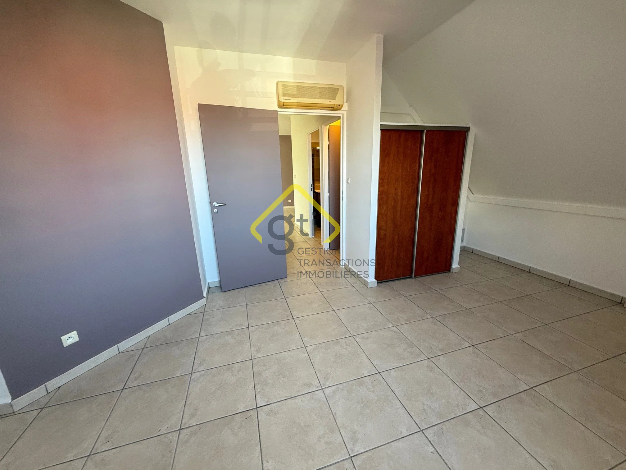 Photo 6 - Appartement à louer - Ancien 630 € 2 pièces 1 chambres 53.11 m² Saint-André 97440