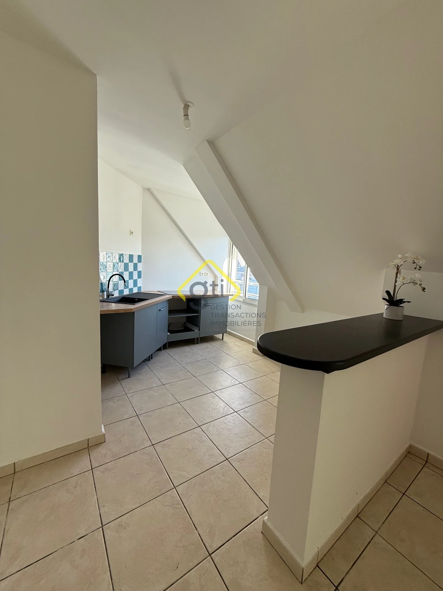Photo 3 - Appartement à louer - Ancien 630 € 2 pièces 1 chambres 53.11 m² Saint-André 97440