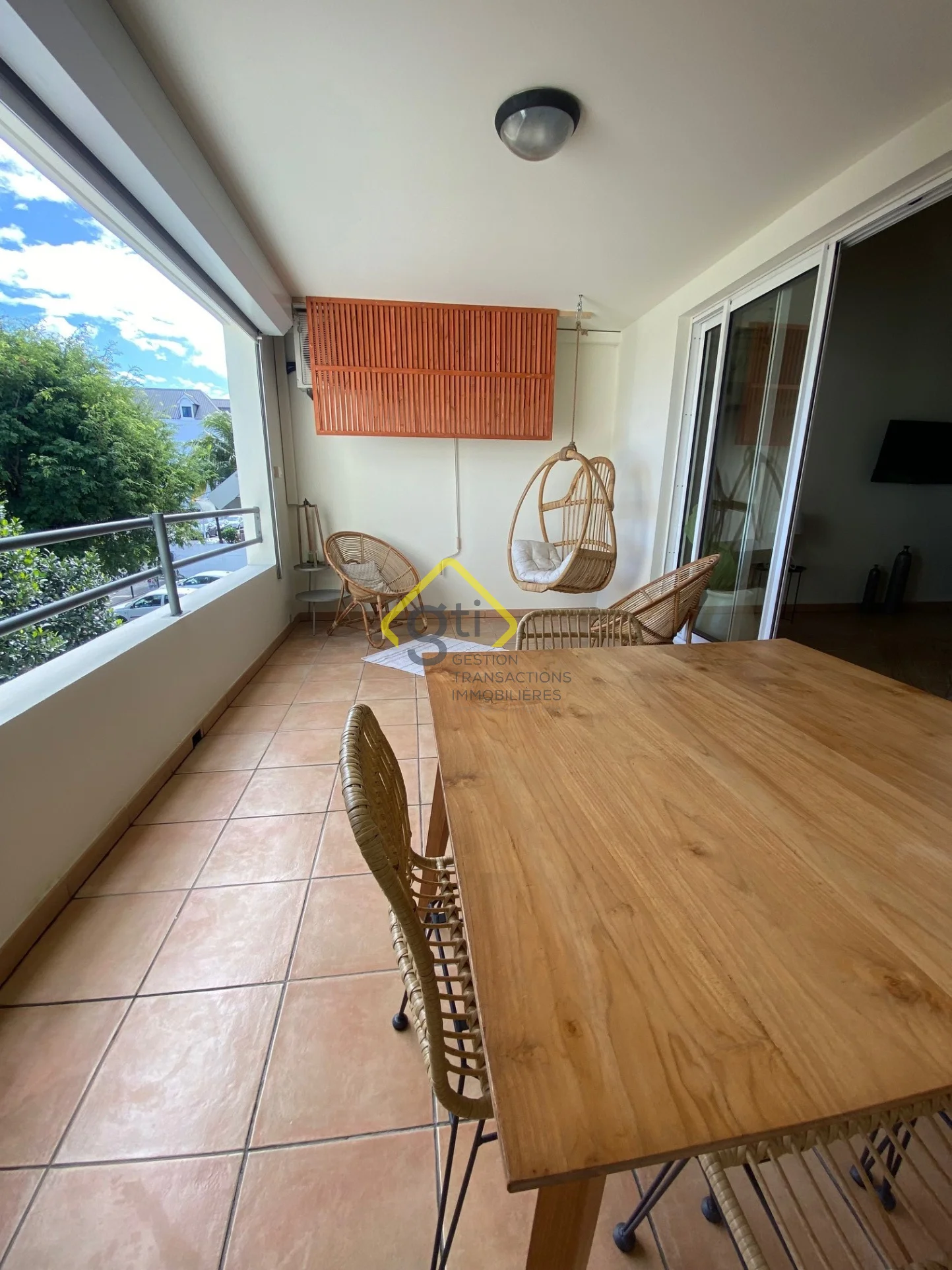 Photo 3 - Appartement à louer - Ancien 1 363 € 3 pièces 2 chambres 55.95 m² Saint-Pierre 97410