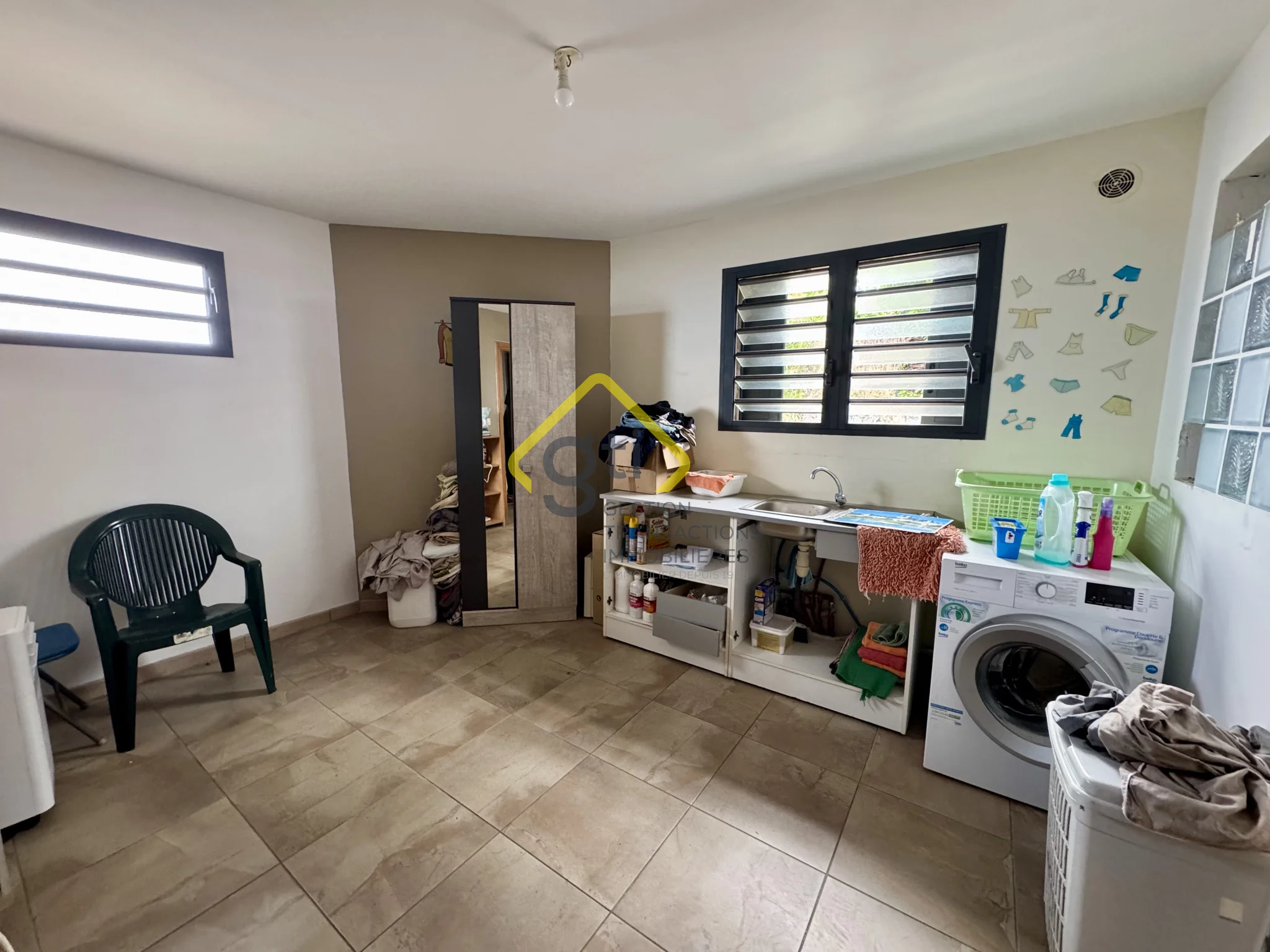 Photo 5 - Maison à vendre - Ancien 580 000 € 11 pièces 5 chambres 300 m² La Possession 97419