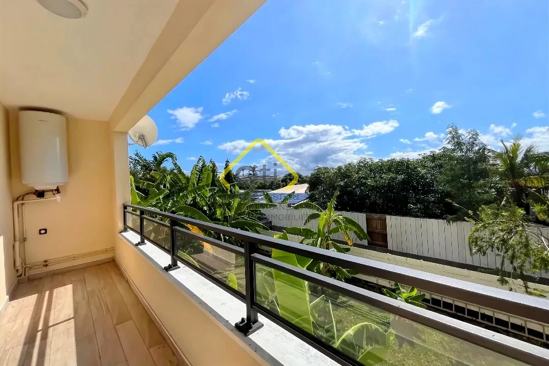 Photo 8 - Appartement à vendre - Ancien 275 000 € 4 pièces 3 chambres 80.8 m² Sainte-Marie 97438