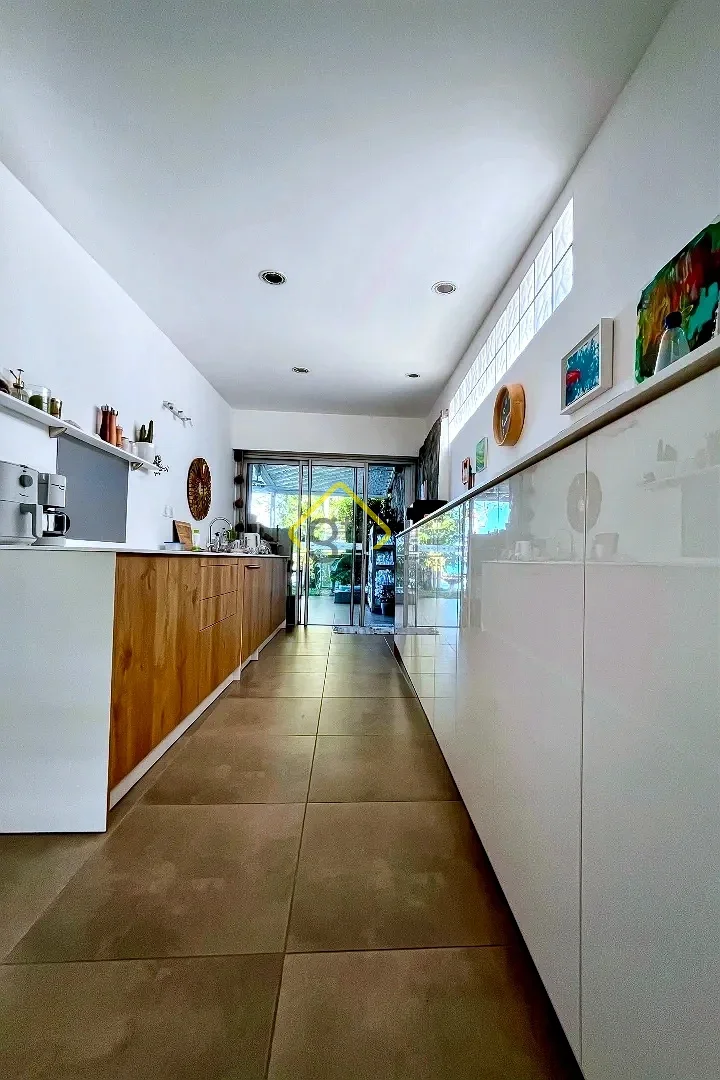 Photo 8 - Maison à vendre - Ancien 2 400 000 € 8 pièces 6 chambres 240 m² Saint-Paul 97434