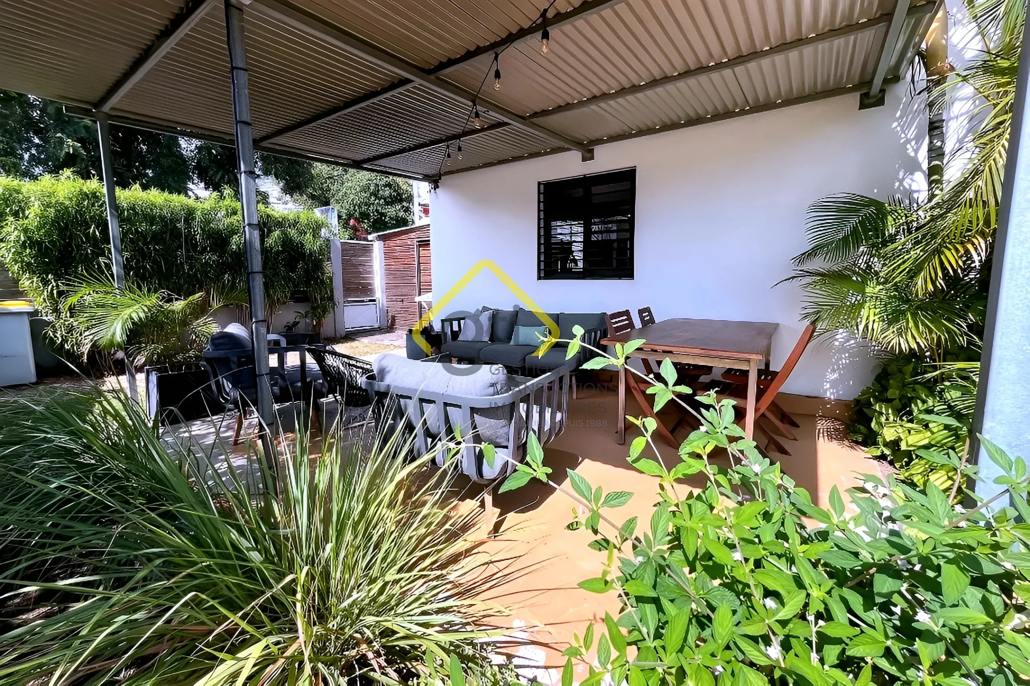 Photo 11 - Maison à vendre - Ancien 327 000 € 4 pièces 3 chambres 109 m² Saint-Denis 97400