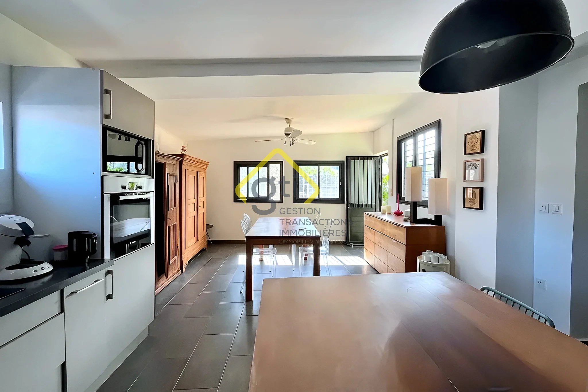 Photo 5 - Maison à vendre - Ancien 327 000 € 4 pièces 3 chambres 109 m² Saint-Denis 97400