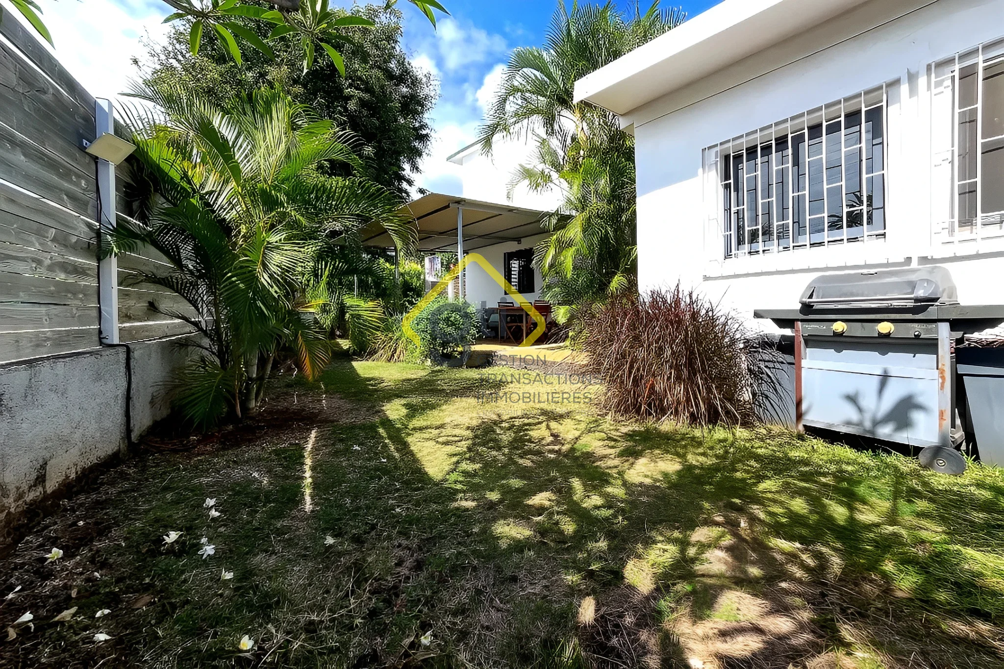 Photo 10 - Maison à vendre - Ancien 327 000 € 4 pièces 3 chambres 109 m² Saint-Denis 97400