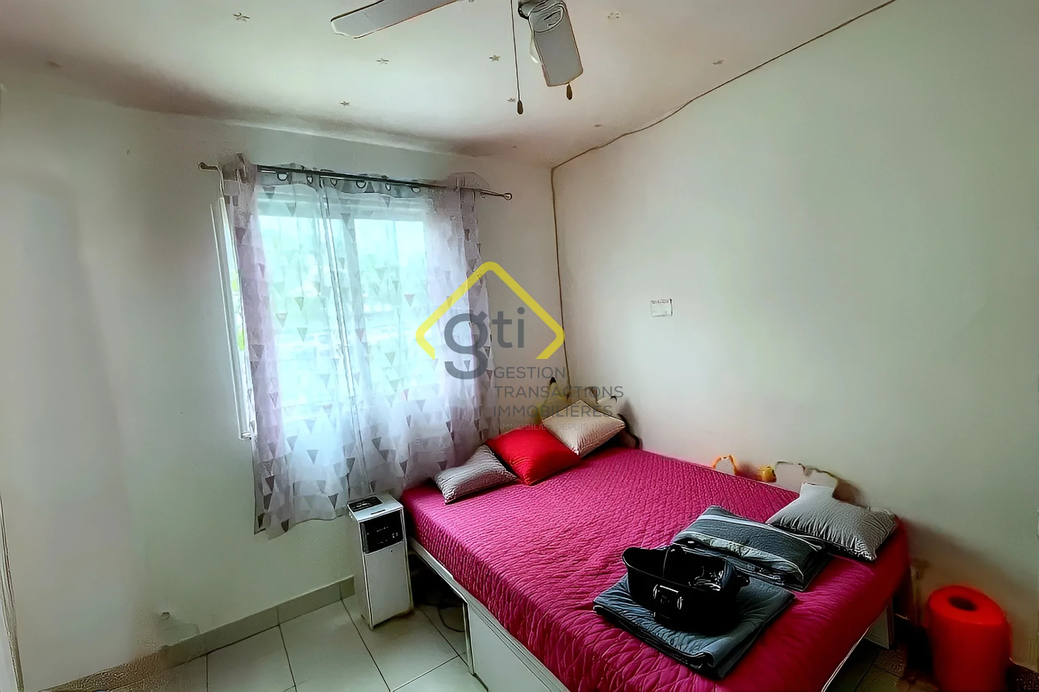 Photo 7 - Appartement à vendre - Ancien 185 000 € 4 pièces 3 chambres 74 m² La Possession 97419