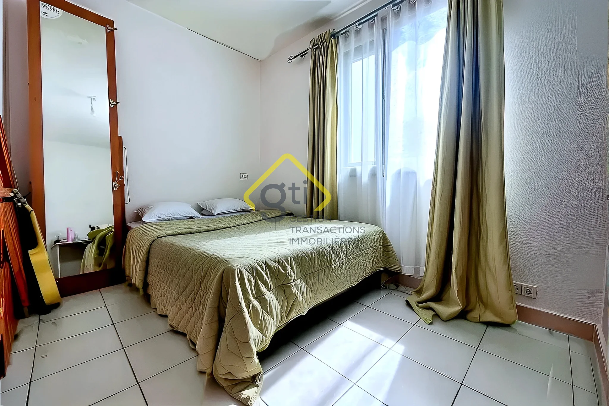 Photo 6 - Appartement à vendre - Ancien 185 000 € 4 pièces 3 chambres 74 m² La Possession 97419