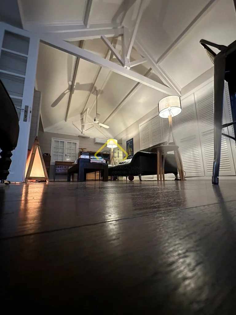 Photo 4 - Maison à vendre - Ancien 1 275 000 € 4 pièces 3 chambres 88 m² Saint-Denis 97400