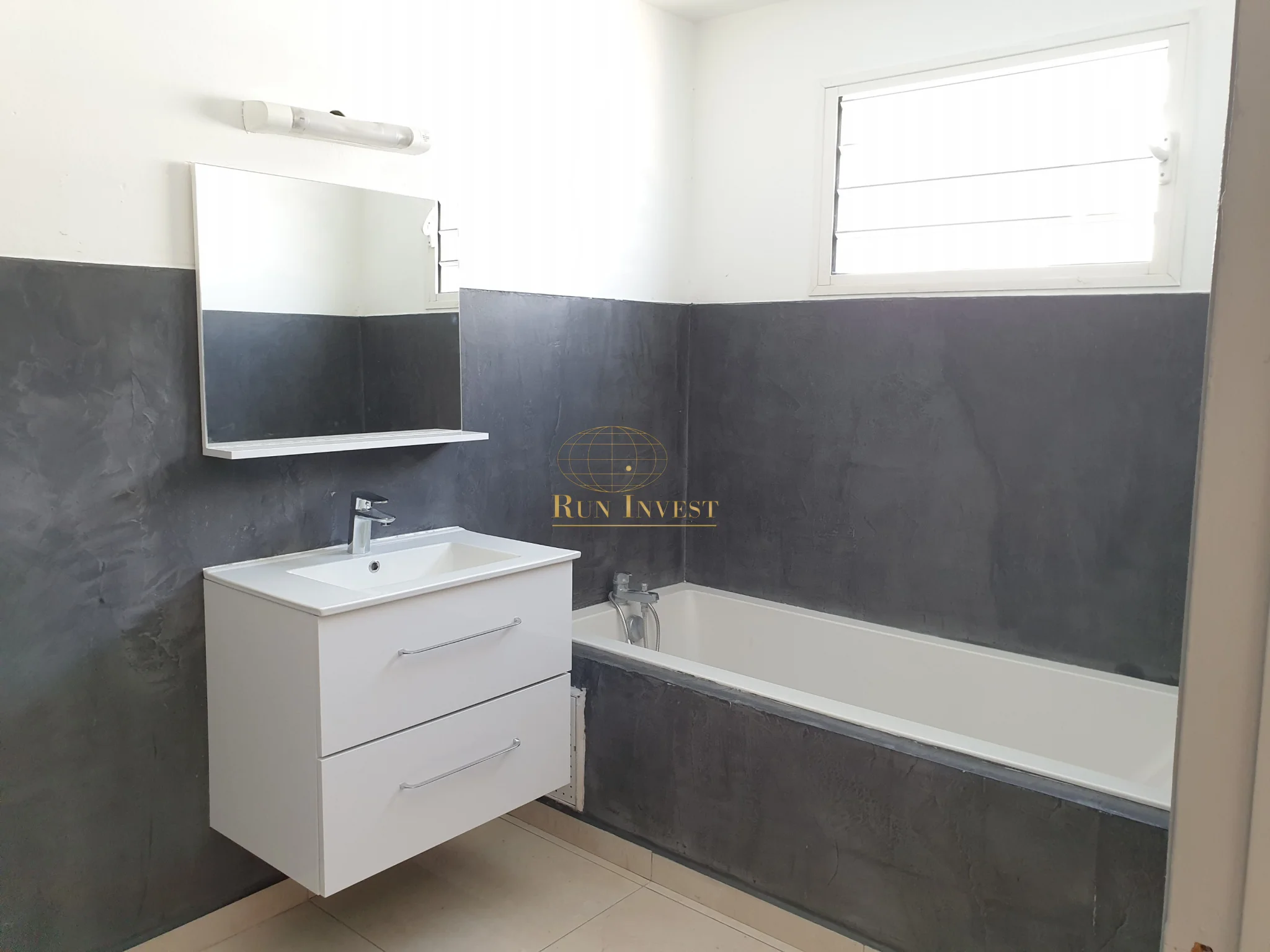 Photo 5 - Appartement à louer - Ancien 780 € 3 pièces 2 chambres 72 m² Saint-André 97440