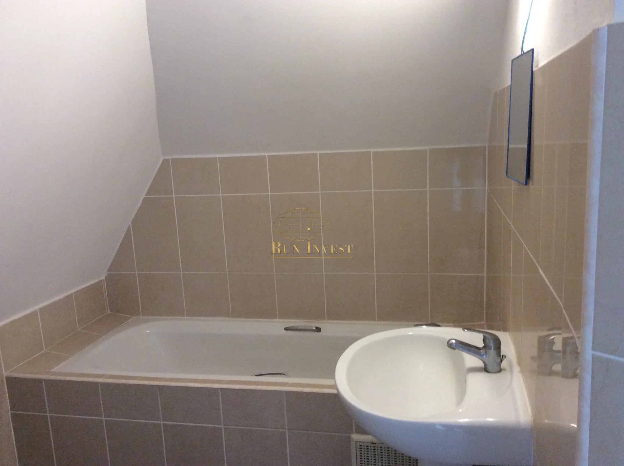 Photo 6 - Appartement à louer - Ancien 630 € 2 pièces 1 chambres 44.82 m² Saint-Benoît 97470