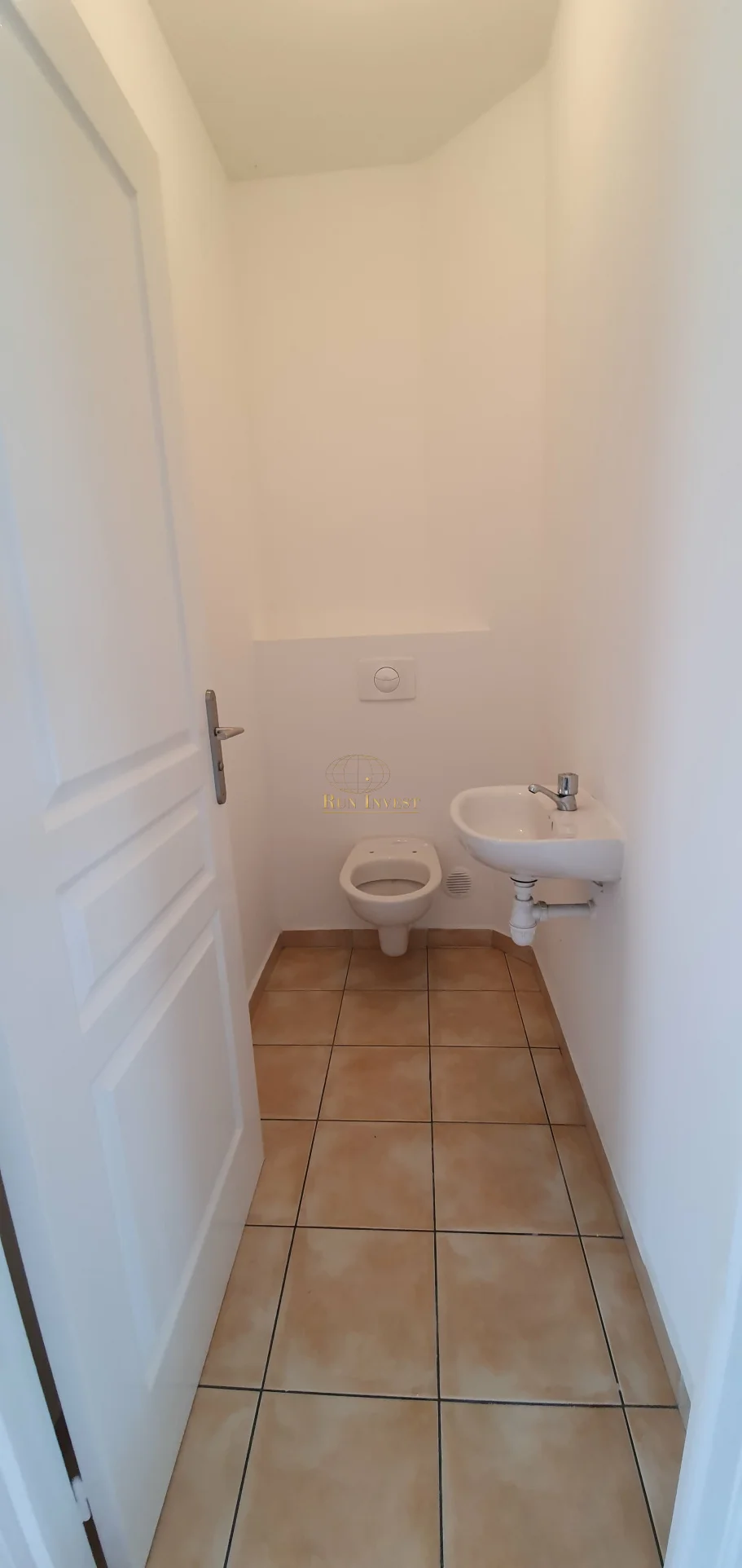 Photo 5 - Local à louer - Ancien 820 € 23 m² Saint-André 97440