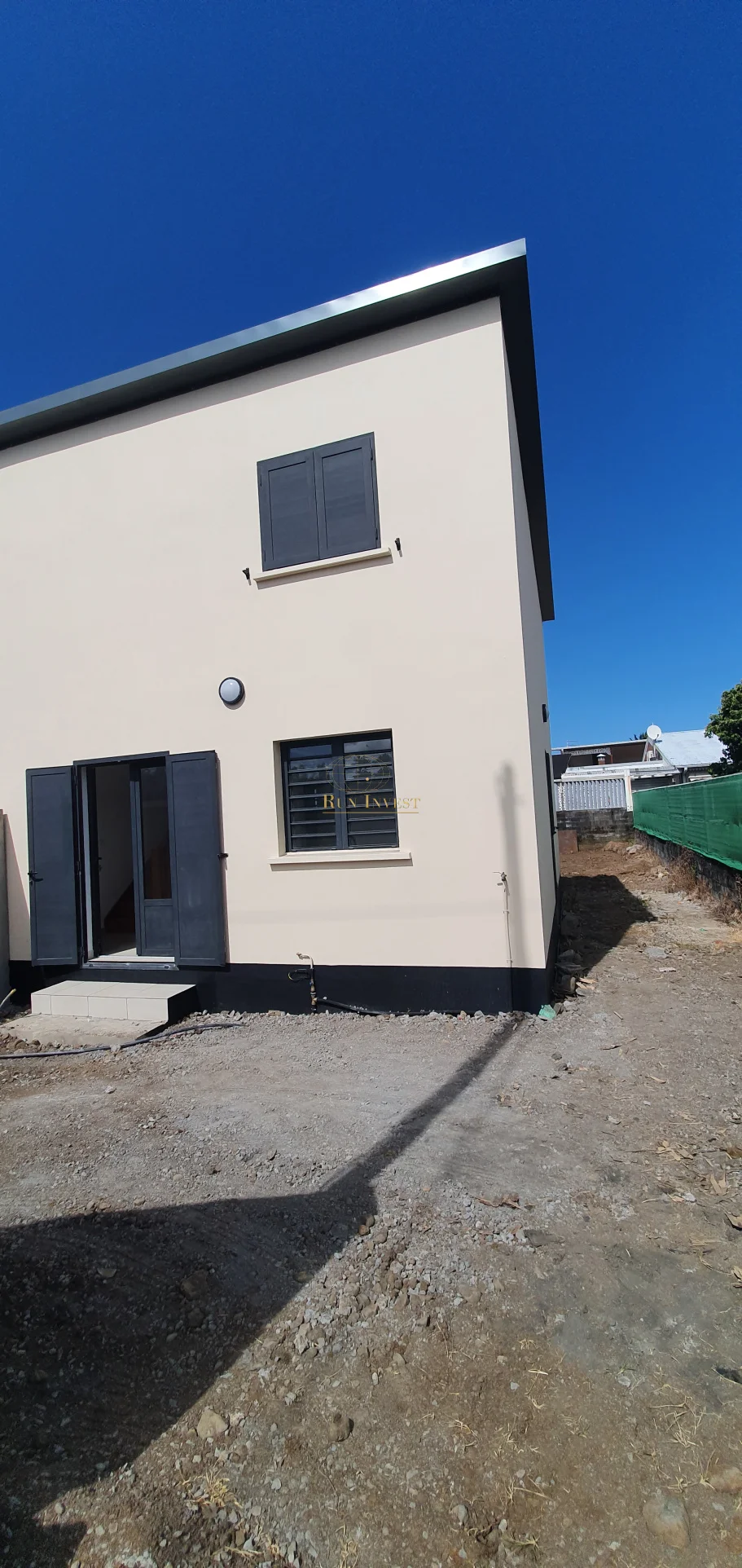 Photo 1 - Maison à louer - Ancien 940 € 4 pièces 3 chambres 71.43 m² Saint-André 97440