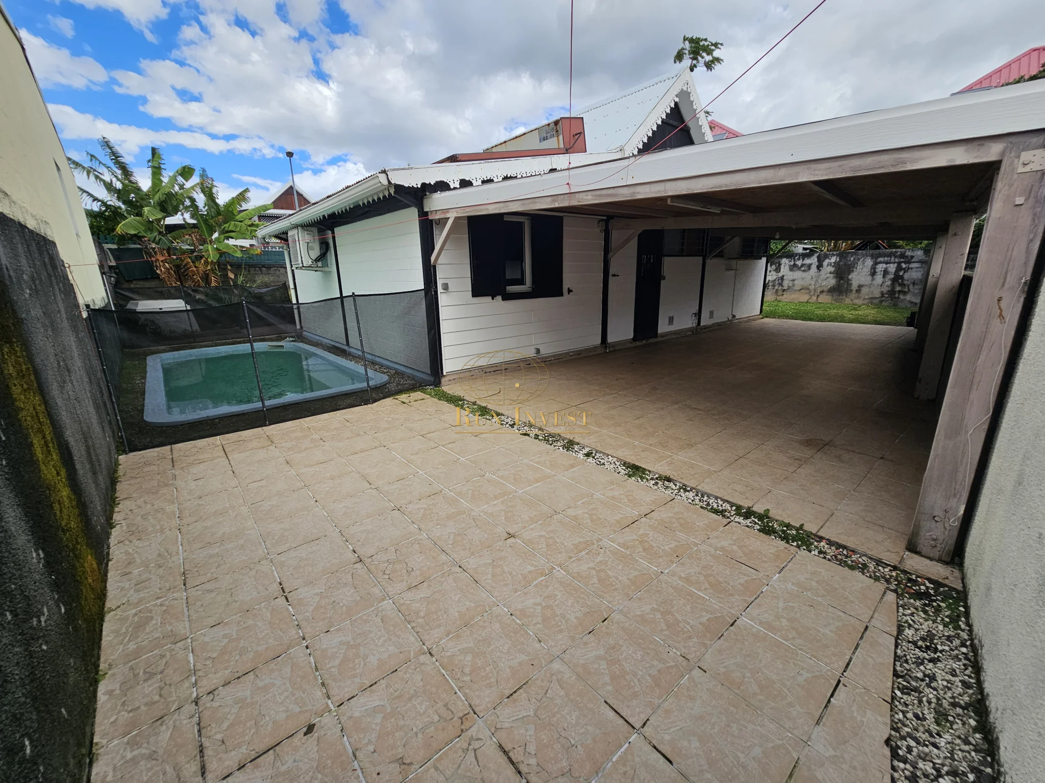 Photo 3 - Maison à louer - Ancien 950 € 3 pièces 2 chambres 77 m² Saint-Benoît 97470