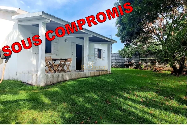 Photo 3 - Maison à vendre - Ancien 285 000 € 3 pièces 2 chambres 65 m² Sainte-Suzanne 97441