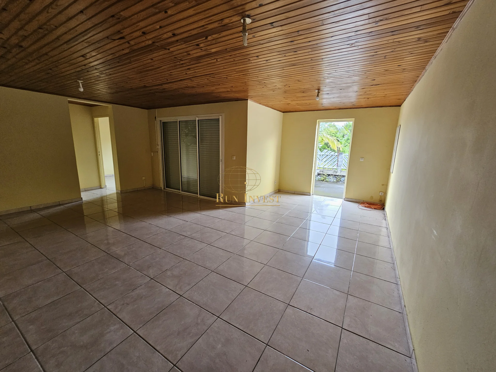 Photo 3 - Maison à vendre - Ancien 212 000 € 4 pièces 3 chambres 82 m² Salazie 97433