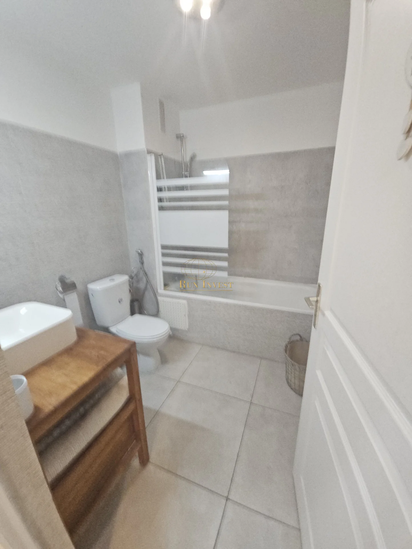 Photo 6 - Appartement à louer - Ancien 780 € 2 pièces 1 chambres 48.68 m² Saint-Denis 97400