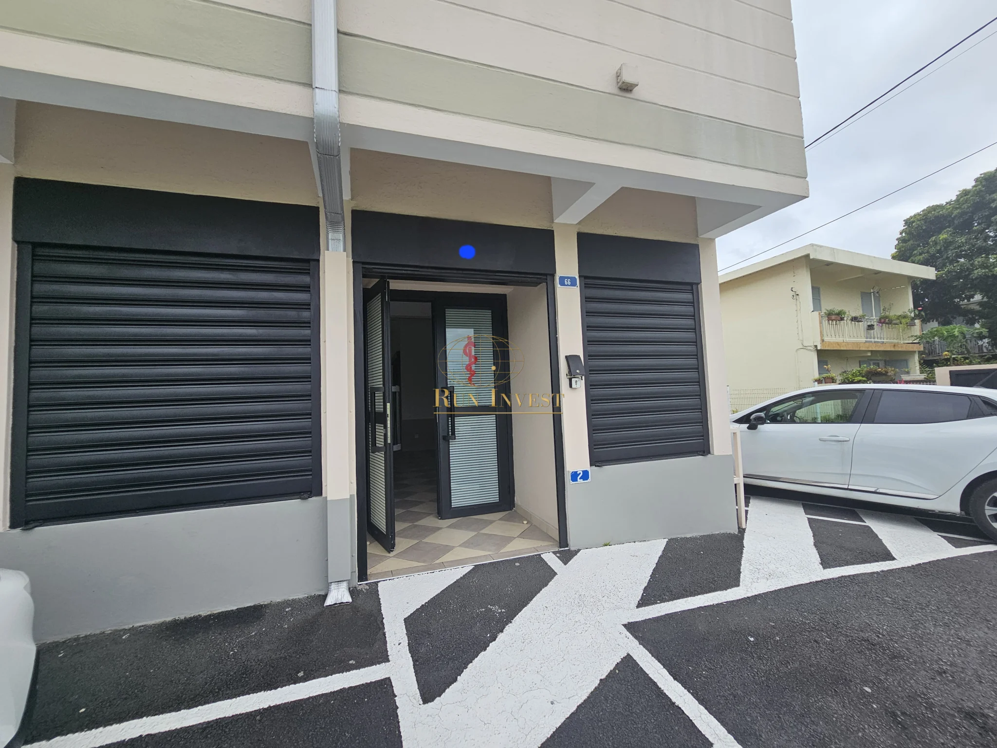 Photo 3 - Local à louer - Ancien 1 300 € 1 pièces 52 m² Saint-André 97440