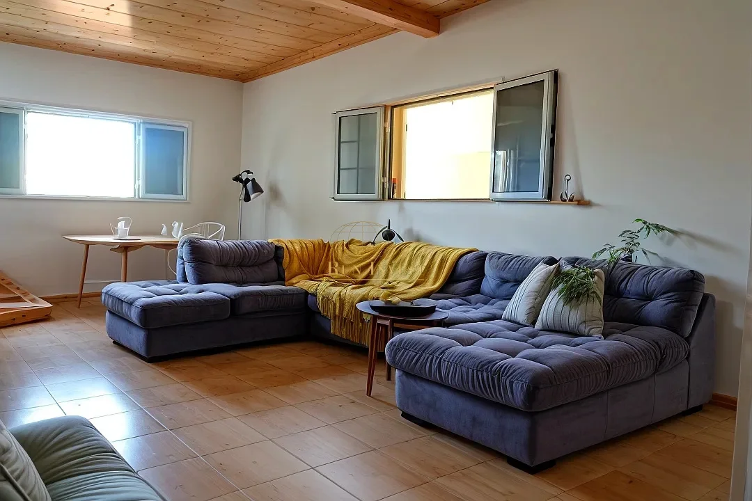 Photo 2 - Maison à vendre - Ancien 207 000 € 4 pièces 3 chambres 110 m² Saint-Benoît 97470