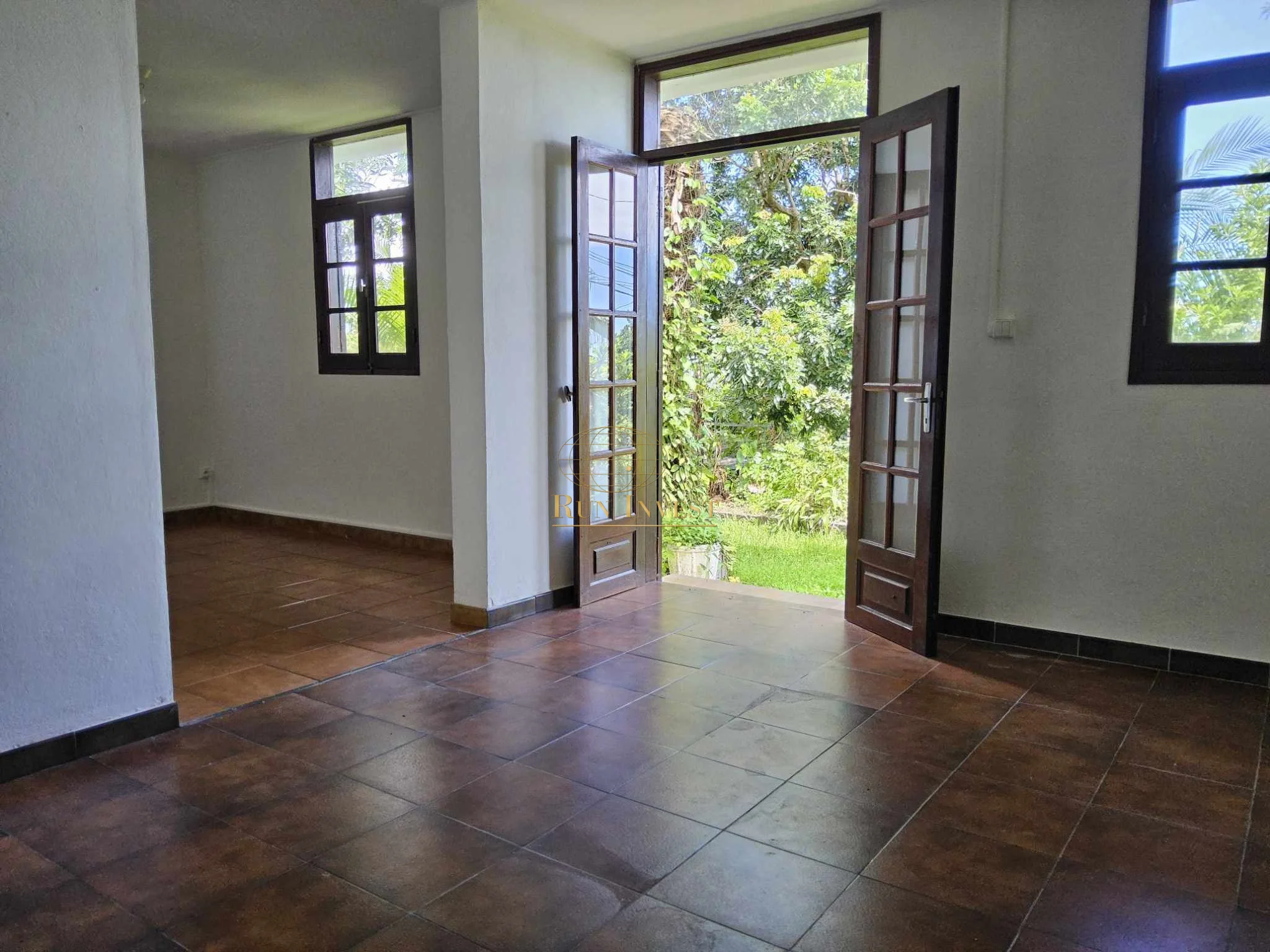 Photo 5 - Maison à vendre - Ancien 297 000 € 4 pièces 3 chambres 100 m² Sainte-Marie 97438