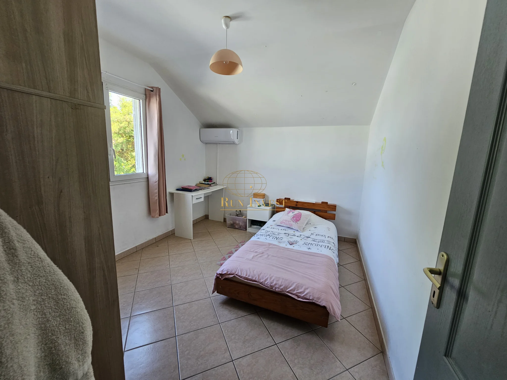 Photo 9 - Maison à vendre - Ancien 390 000 € 6 pièces 4 chambres 162.44 m² Saint-André 97440