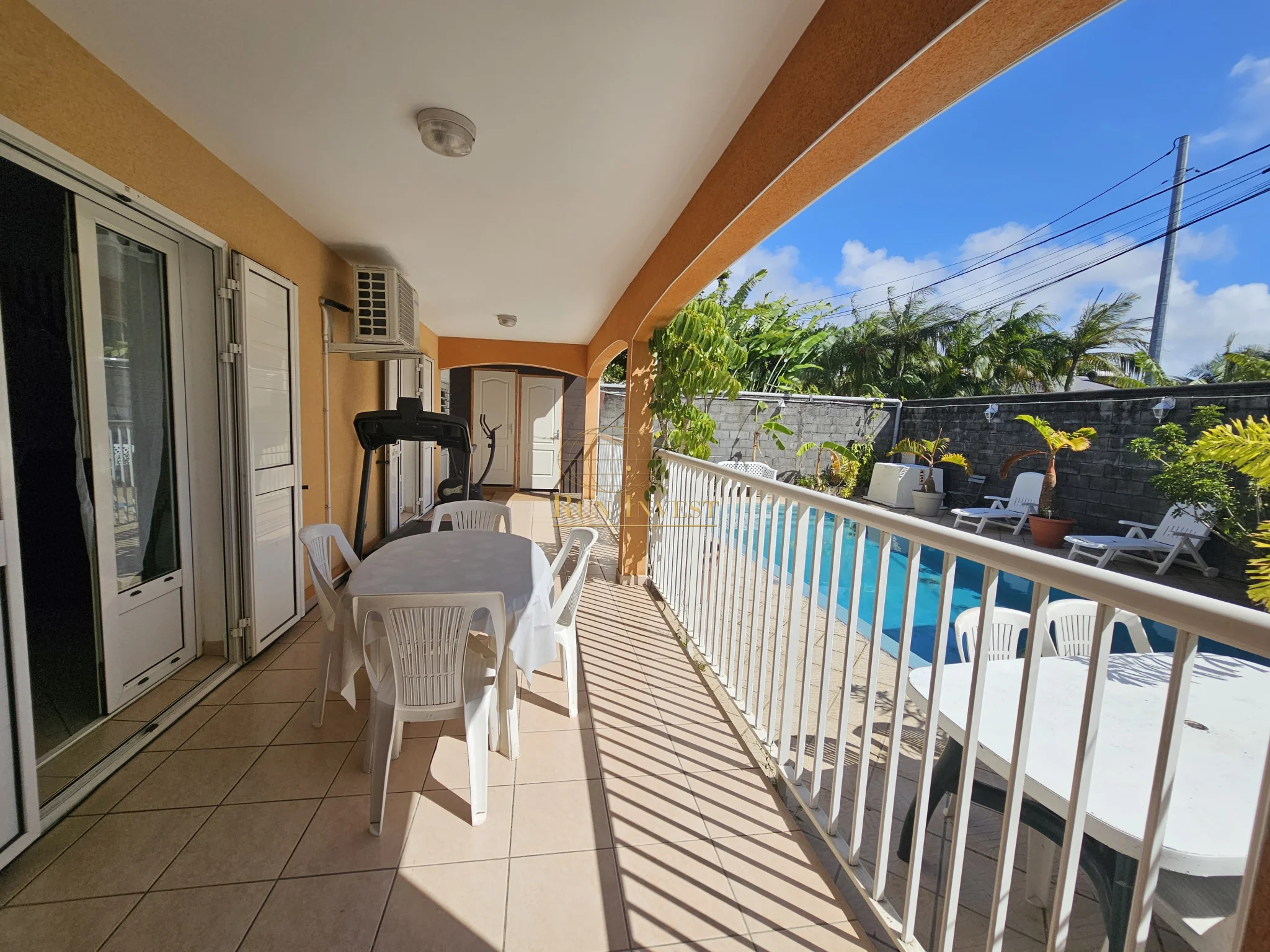 Photo 3 - Maison à vendre - Ancien 390 000 € 6 pièces 4 chambres 162.44 m² Saint-André 97440