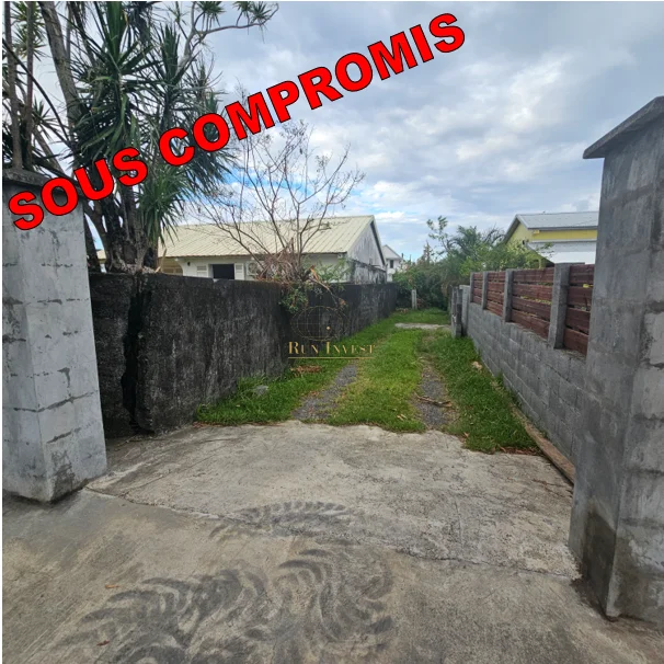 Photo 1 - Terrain à vendre - Ancien 80 000 € 316 m² Saint-André 97440