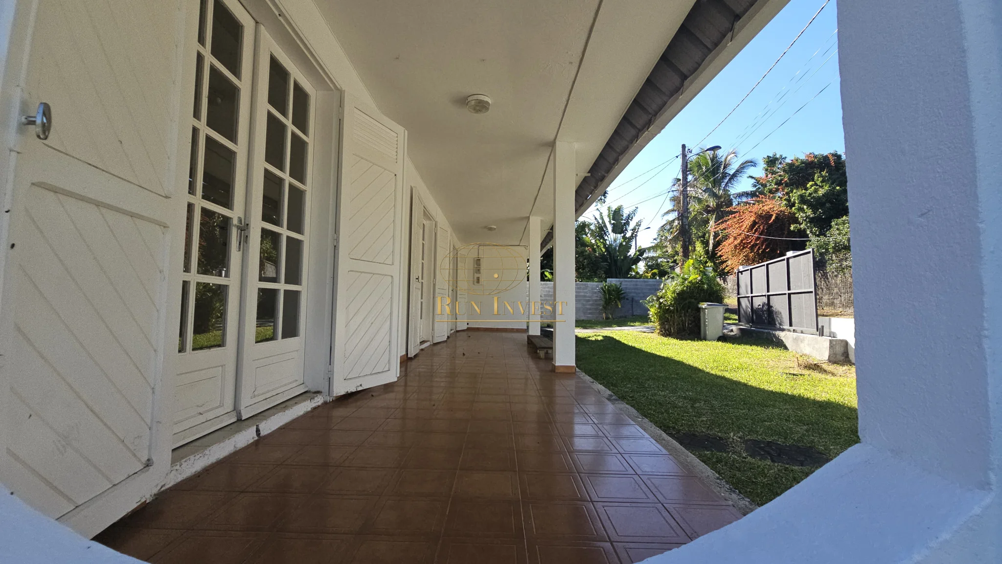 Photo 3 - Maison à louer - Ancien 1 542 € 6 pièces 5 chambres 158.89 m² Sainte-Marie 97438