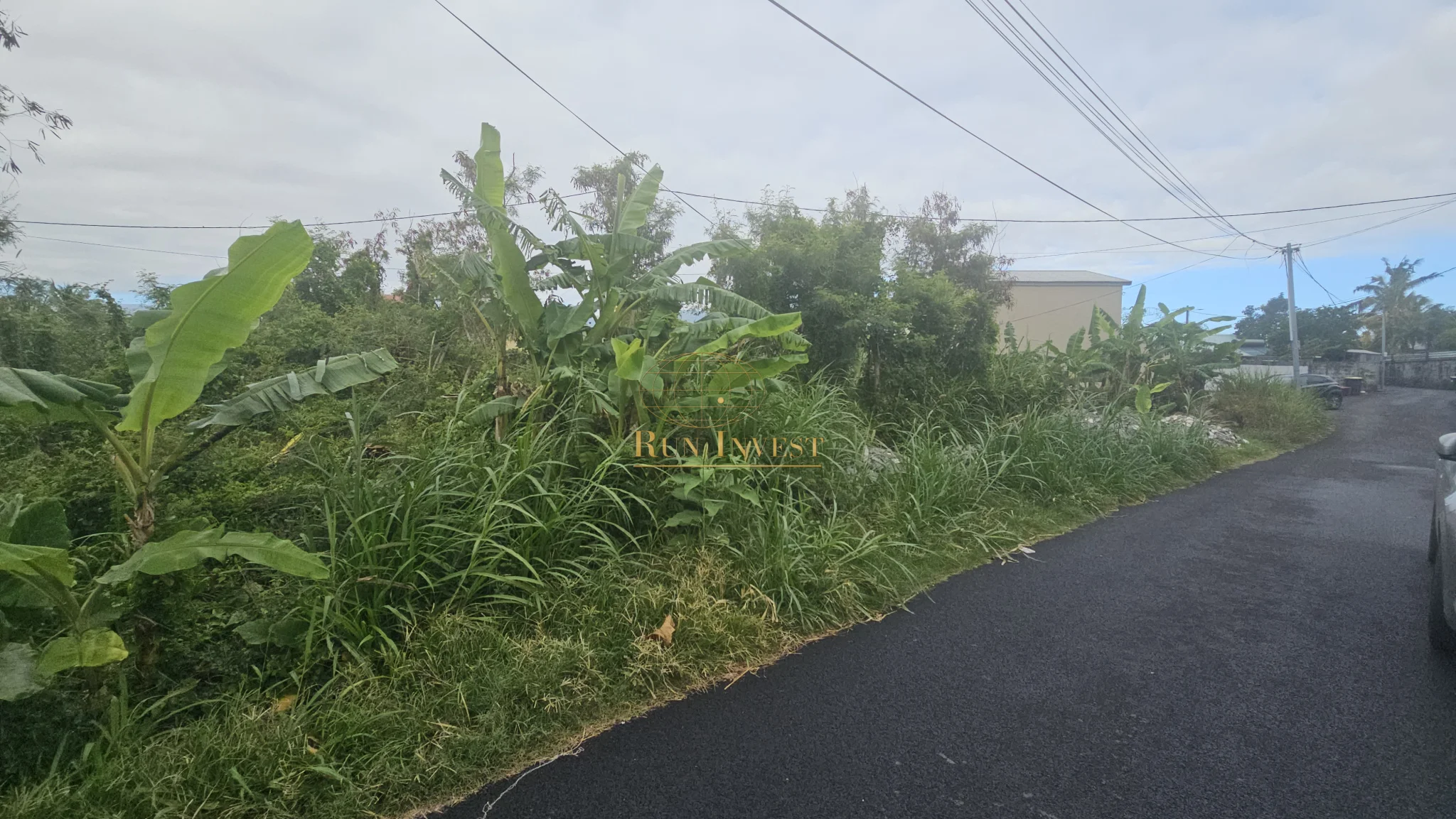 Photo 1 - Terrain à vendre - Ancien 200 000 € 988 m² Saint-André 97440