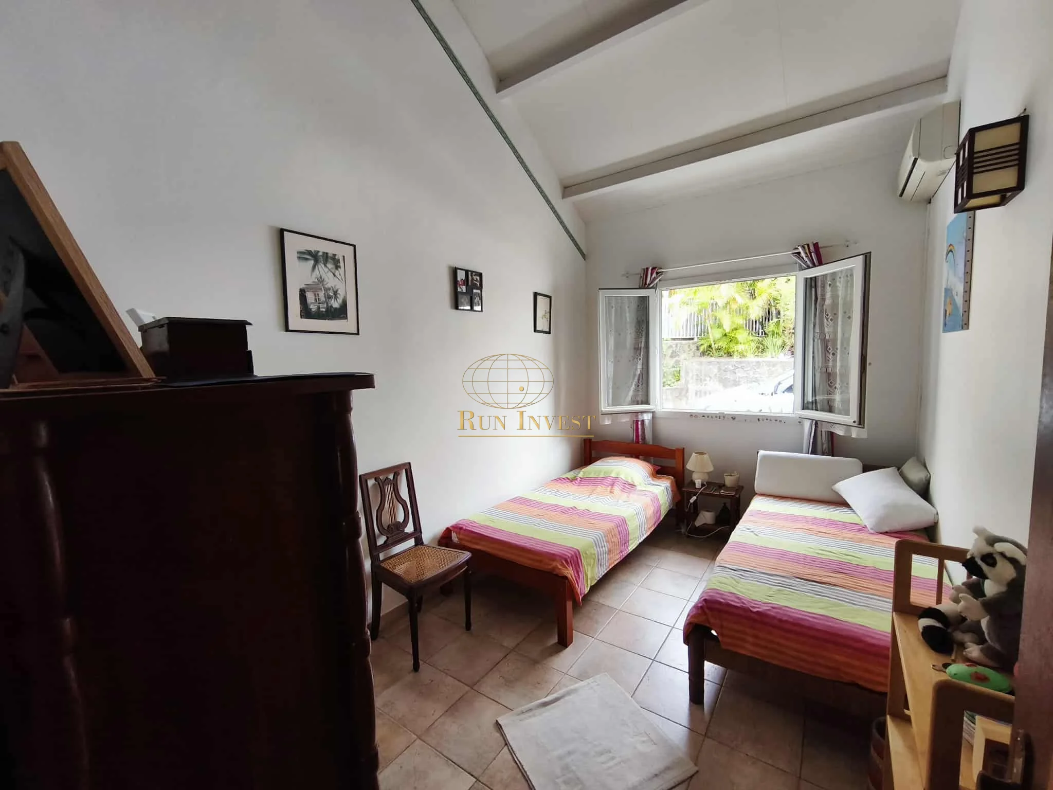 Photo 7 - Maison à vendre - Ancien 445 000 € 5 pièces 4 chambres 148 m² Sainte-Marie 97438