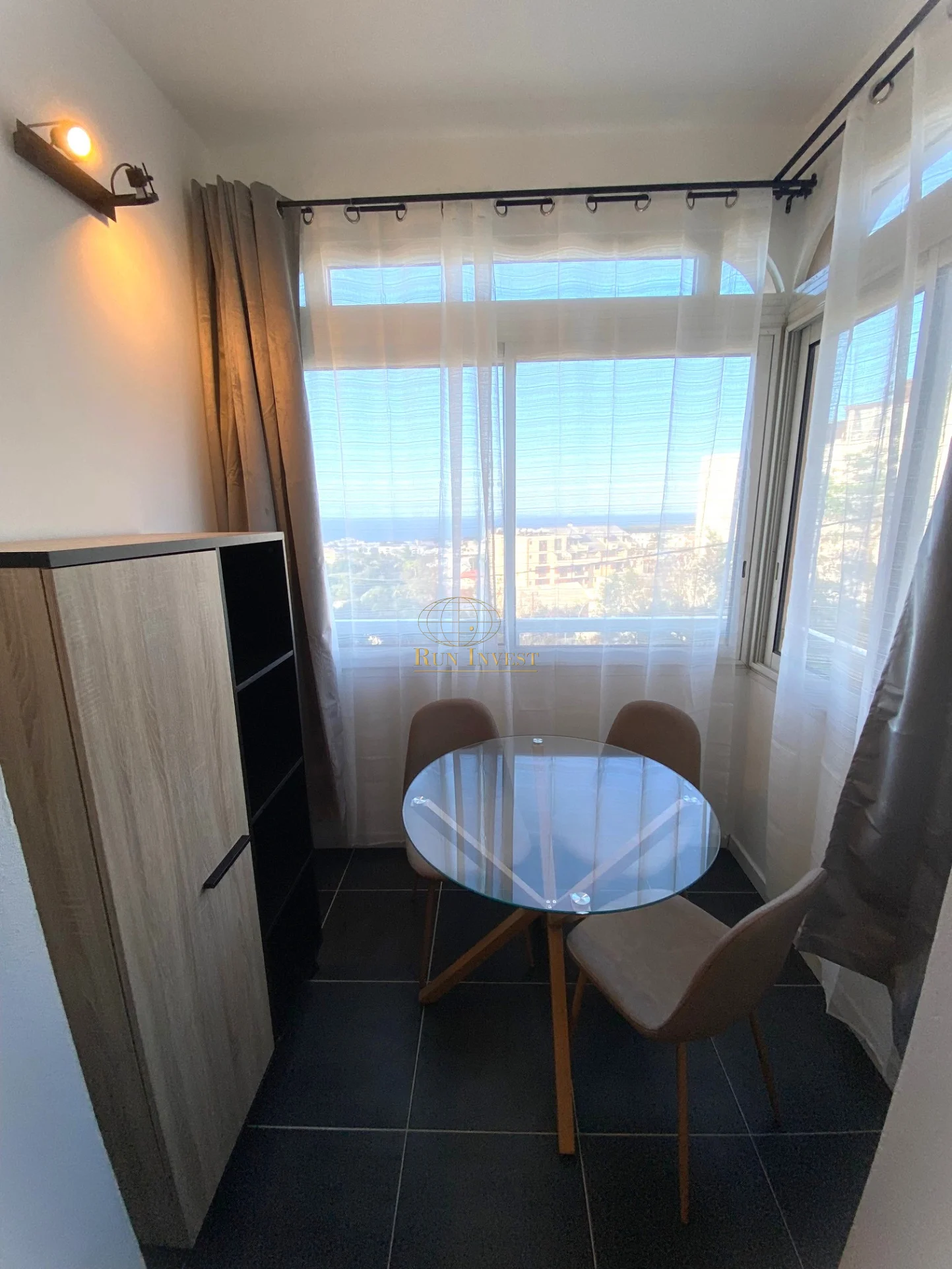 Photo 2 - Appartement à vendre - Ancien 330 000 € 5 pièces 4 chambres 85 m² Sainte-Clotilde 97490