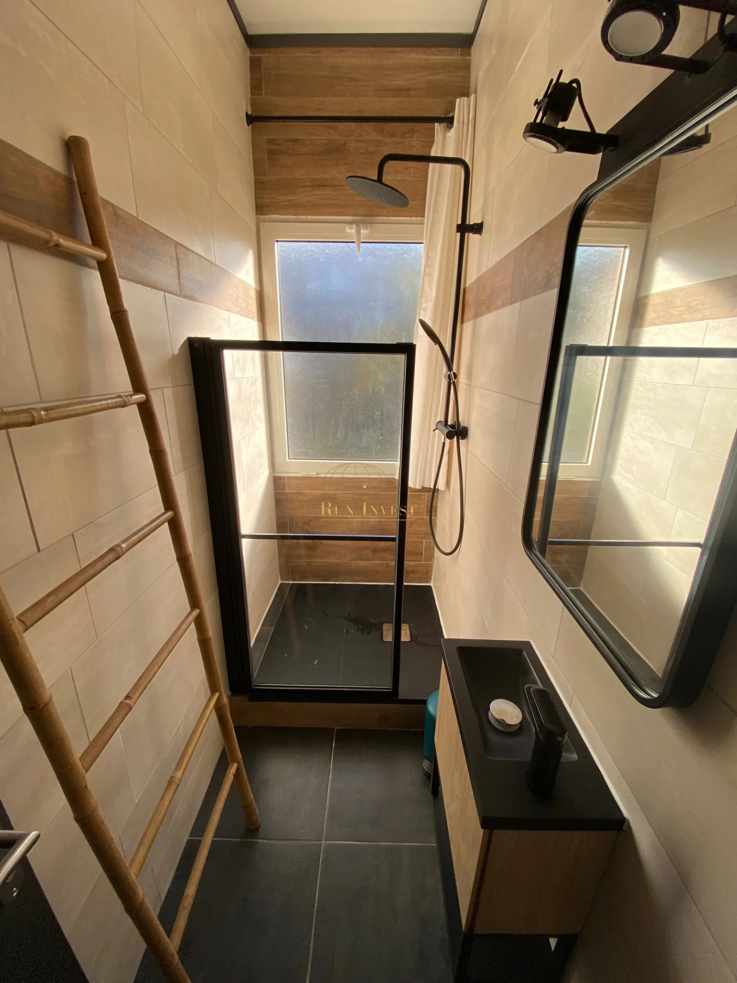 Photo 10 - Appartement à vendre - Ancien 330 000 € 5 pièces 4 chambres 85 m² Sainte-Clotilde 97490