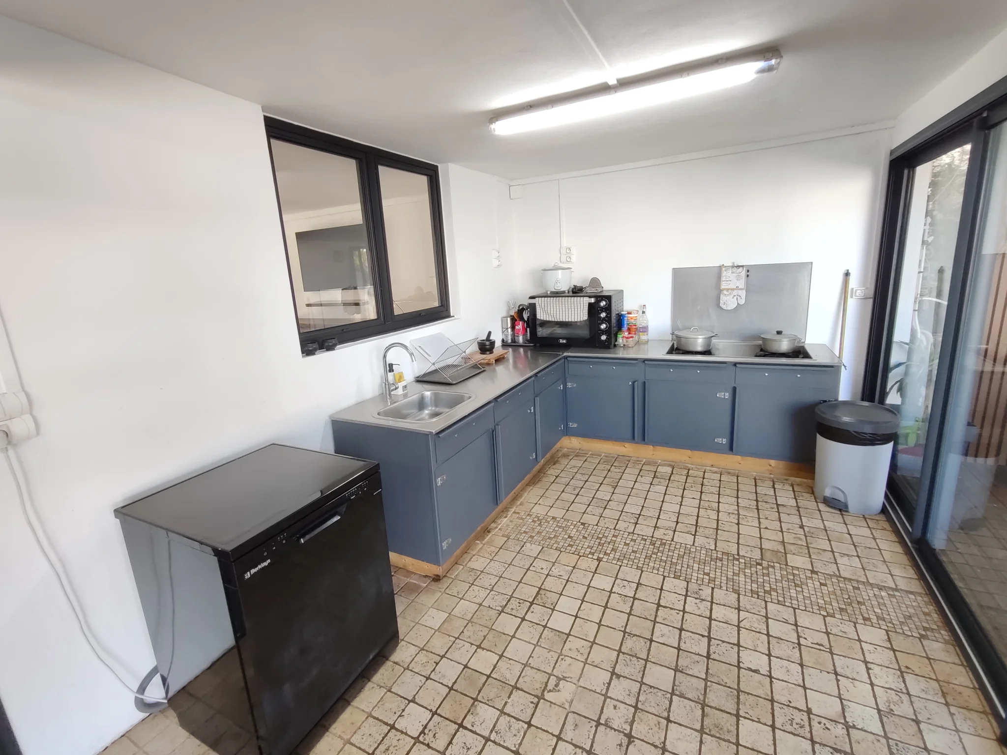 Photo 9 - Maison à vendre - Ancien 525 000 € 7 pièces 6 chambres 150 m² Saint-Pierre 97410