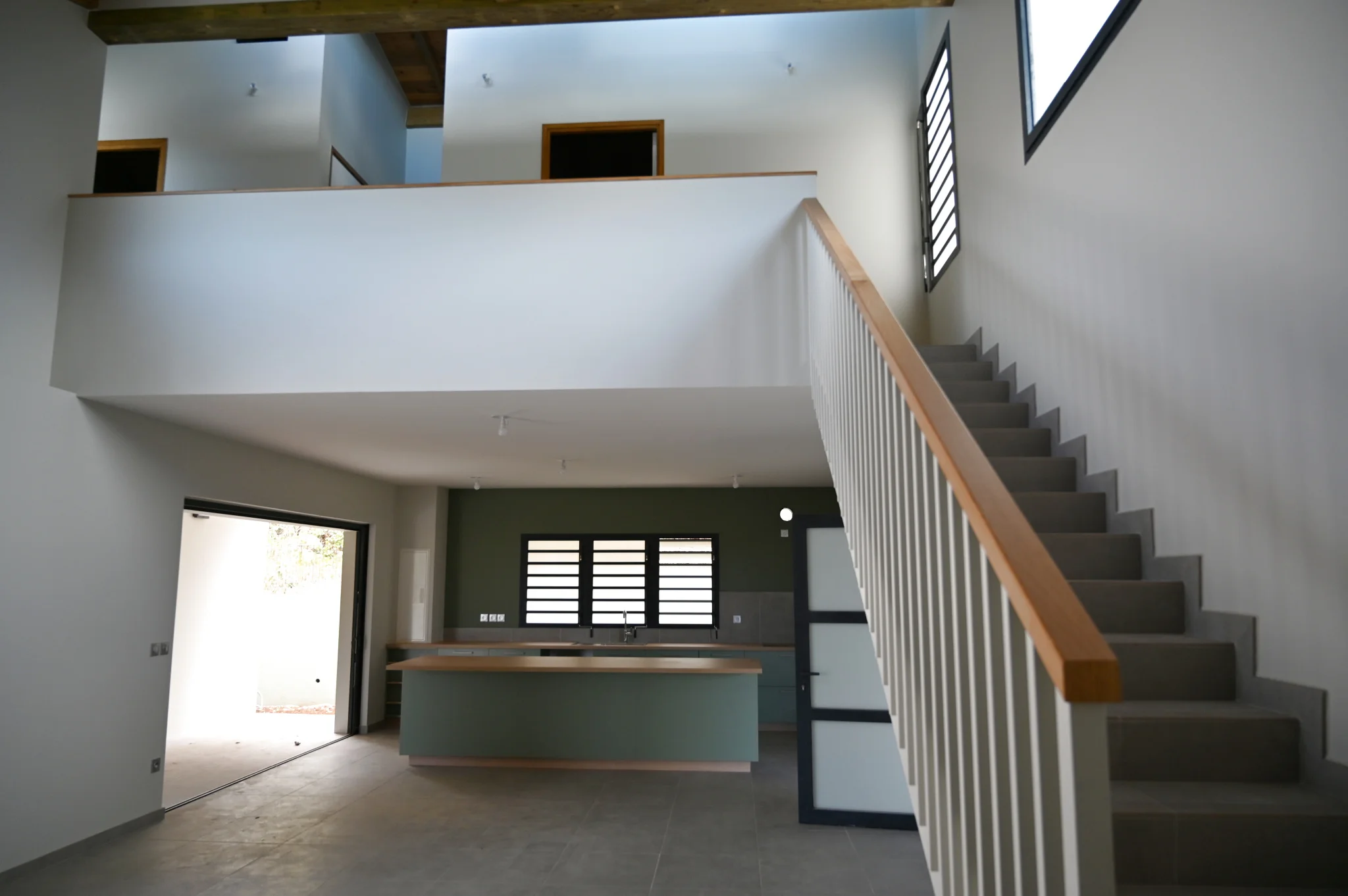 Photo 2 - Maison à louer - Ancien 2 800 € 5 pièces 4 chambres 170 m² Possession 97419