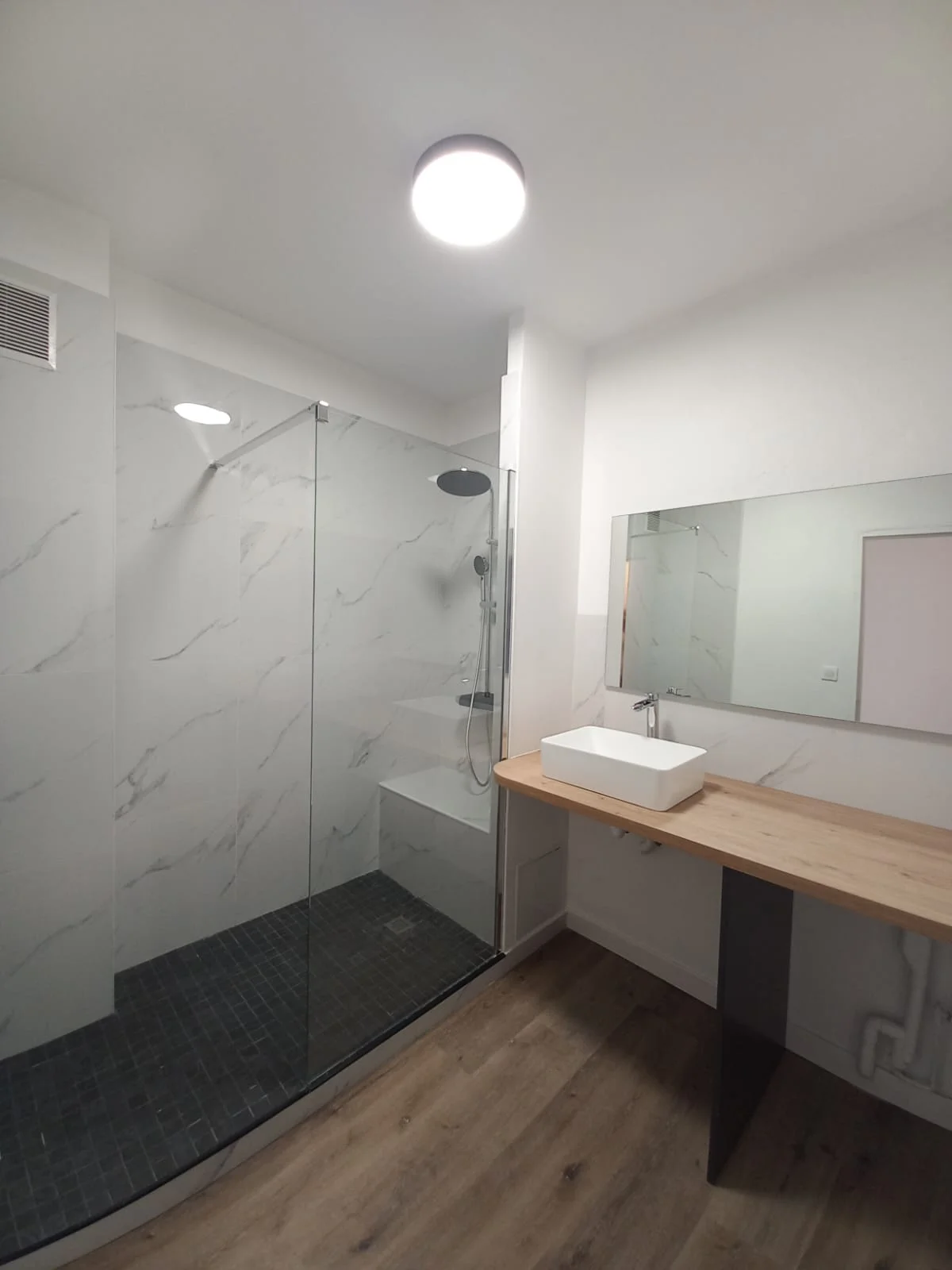 Photo 6 - Appartement à louer - Ancien 1 100 € 3 pièces 2 chambres 90 m² Le Port 97420