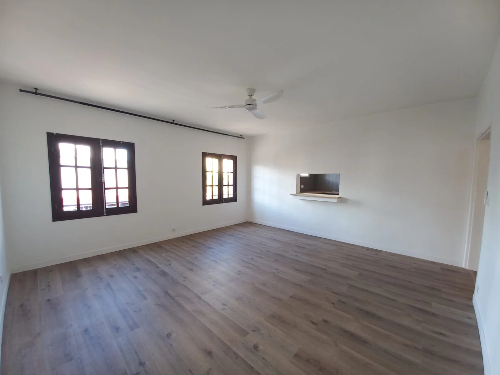 Photo 4 - Appartement à louer - Ancien 1 100 € 3 pièces 2 chambres 90 m² Le Port 97420