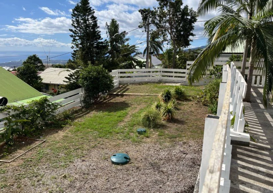 Photo 2 - Maison à vendre - Ancien 320 000 € 4 pièces 3 chambres 120 m² Saint-Paul 97423