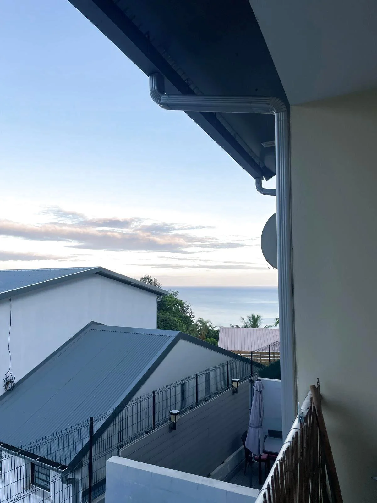 Photo 2 - Appartement à vendre - Ancien 225 000 € 3 pièces 2 chambres 64.99 m² Bellemène 97460