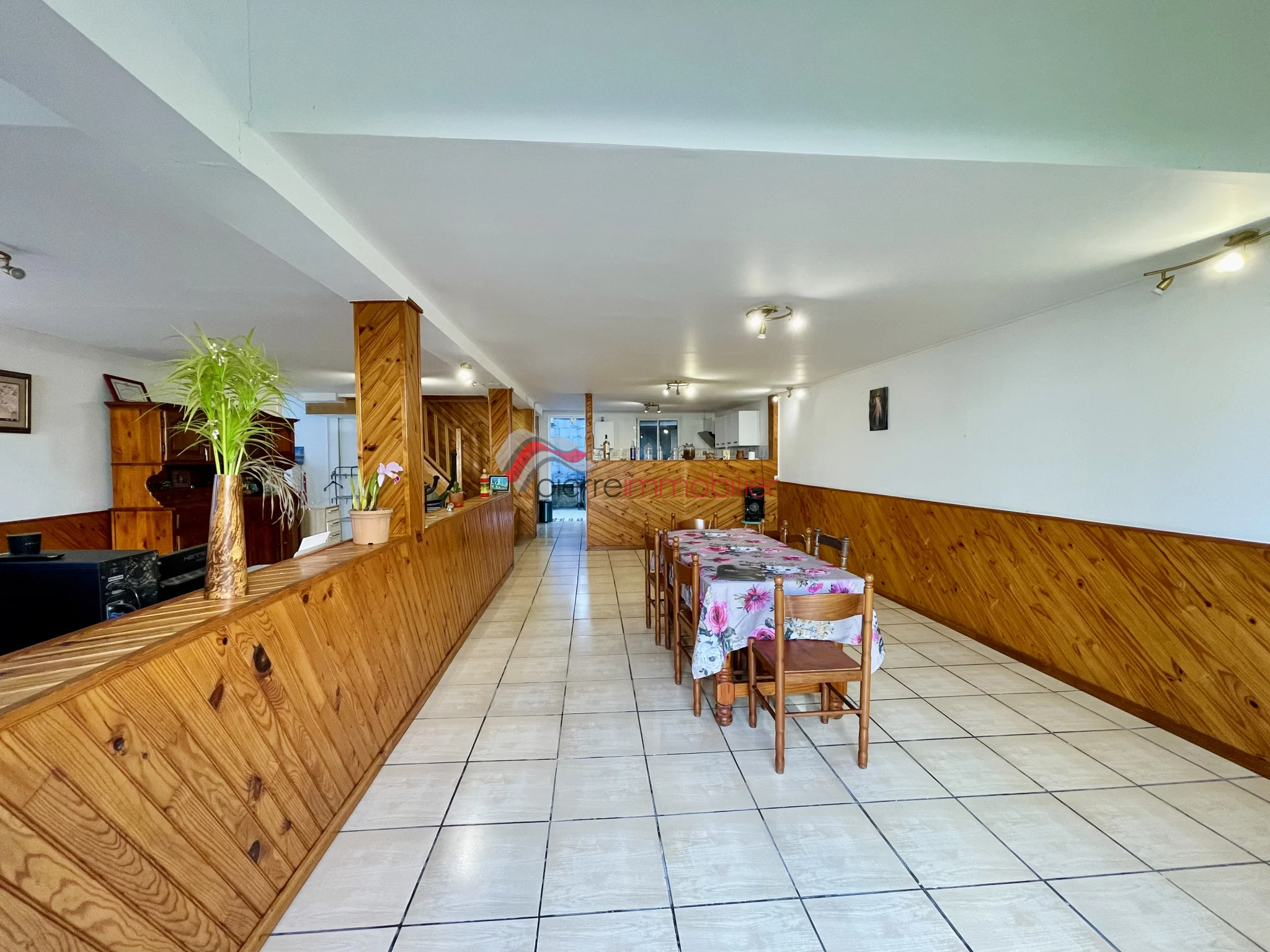 Photo 4 - Maison à vendre - Ancien 260 000 € 6 pièces 4 chambres 127 m² Le Tampon 97430