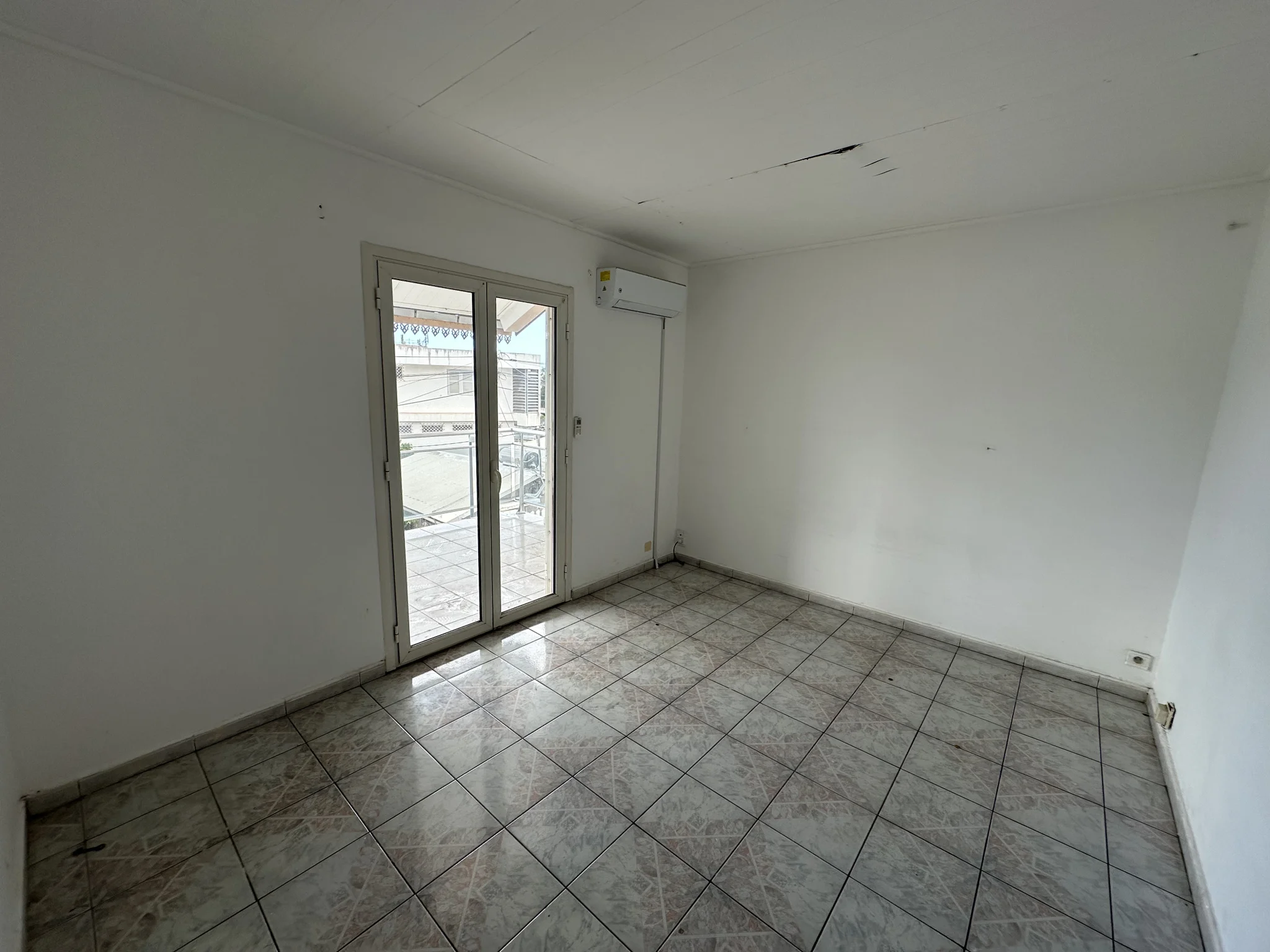 Photo 6 - Maison à vendre - Ancien 270 000 € 5 pièces 4 chambres 107 m² Sainte-Clotilde 97490