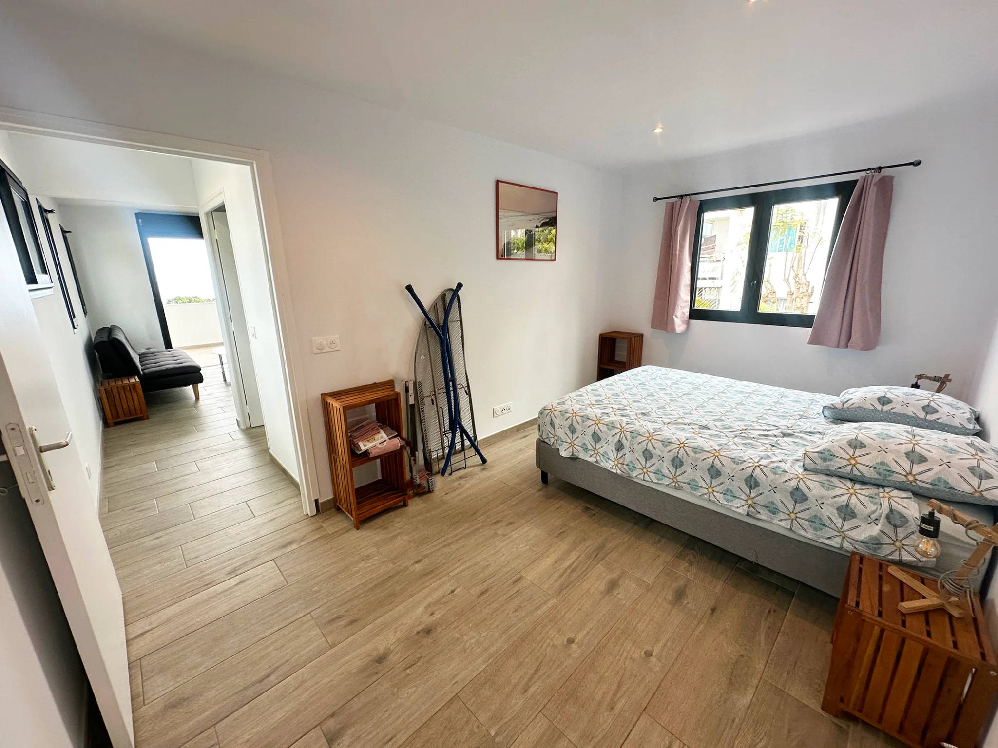 Photo 2 - Appartement à louer - Ancien 1 000 € 2 pièces 1 chambres 36 m² Tampon 97430