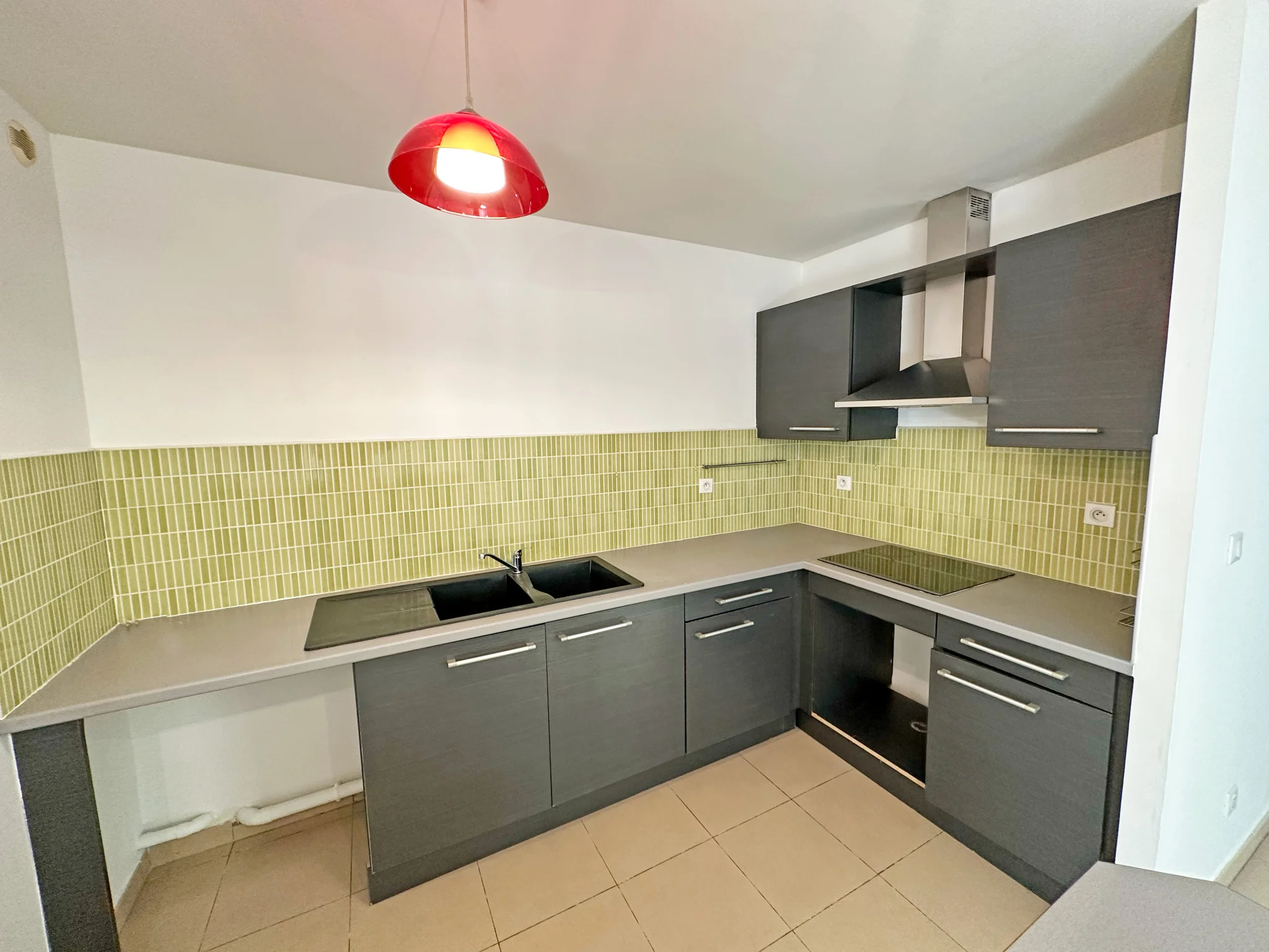 Photo 2 - Appartement à vendre - Ancien 245 000 € 4 pièces 3 chambres 76 m² Saint-Denis 97490