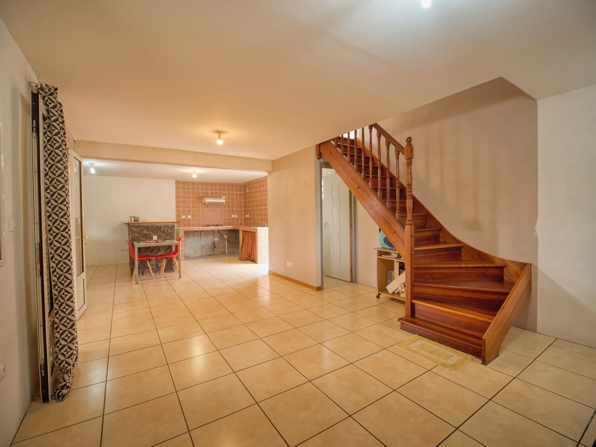 Photo 3 - Maison à vendre - Ancien 330 000 € 4 pièces 3 chambres 116 m² Possession 97419