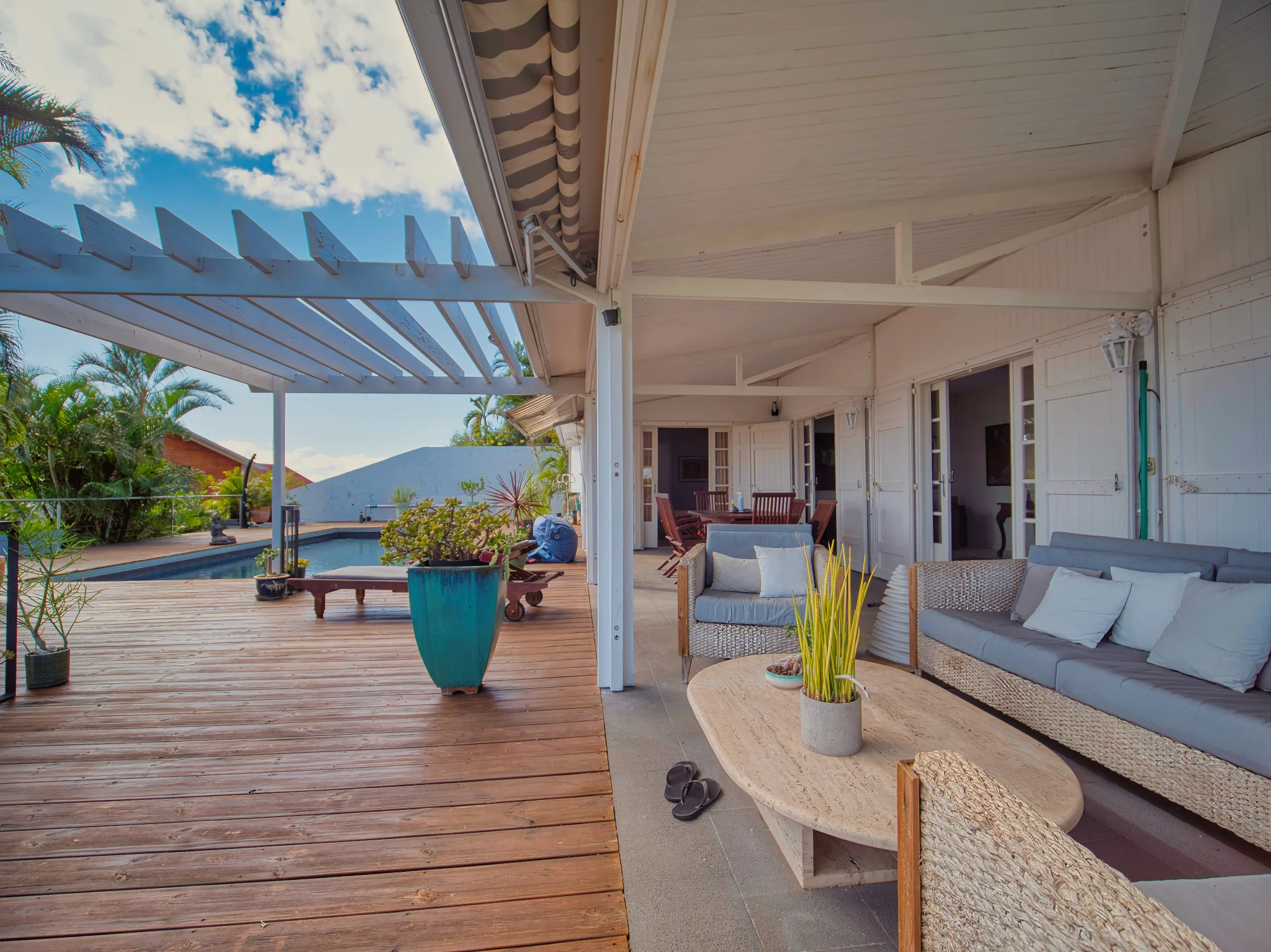 Photo 3 - Maison à vendre - Ancien 745 000 € 5 pièces 4 chambres 220 m² Saint-Denis 97400